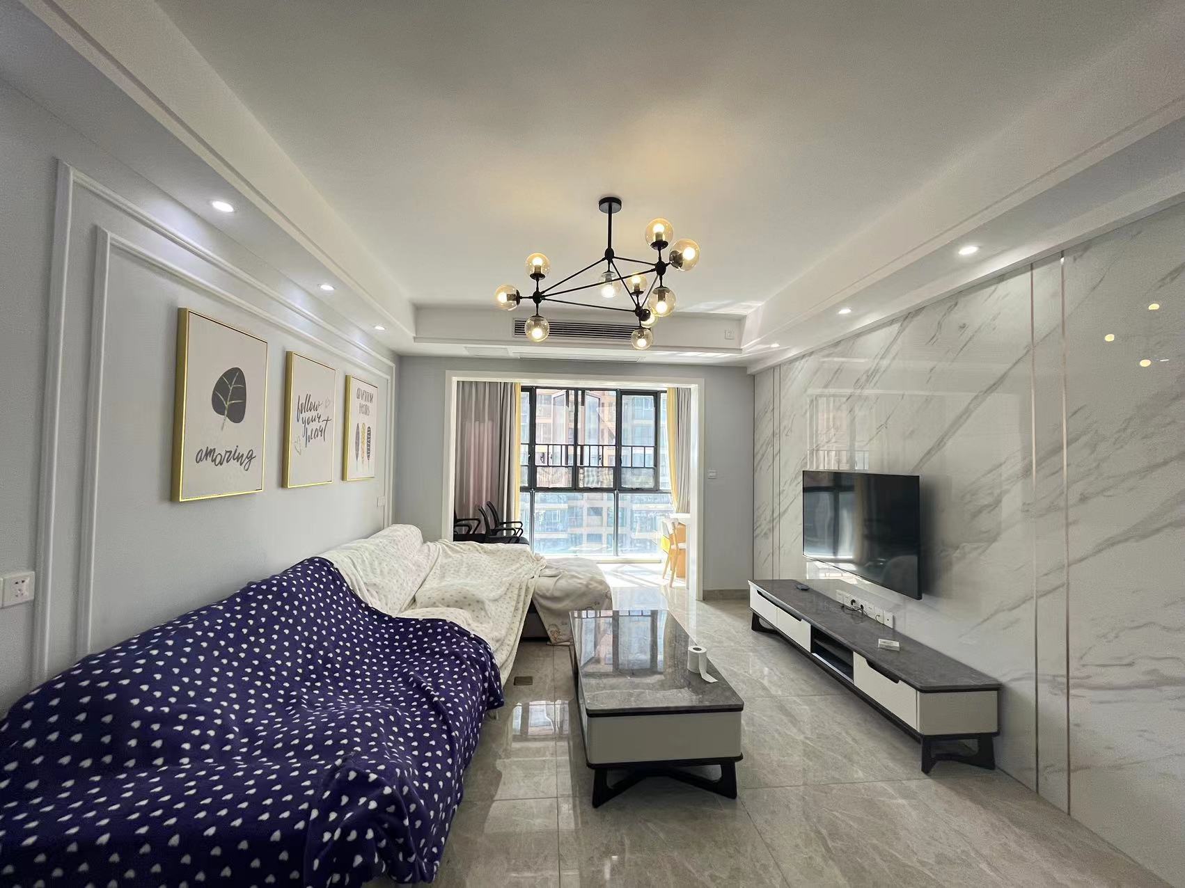 日盛山湖城 3室2厅1卫 76.8万 日盛山湖城 3室2厅1卫 76.8万室内图