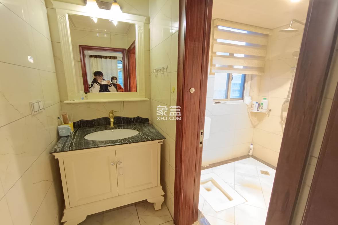 金元国际 4室2厅3卫 6500.00元/月 金元国际 4室2厅3卫 6500.00元/月室内图