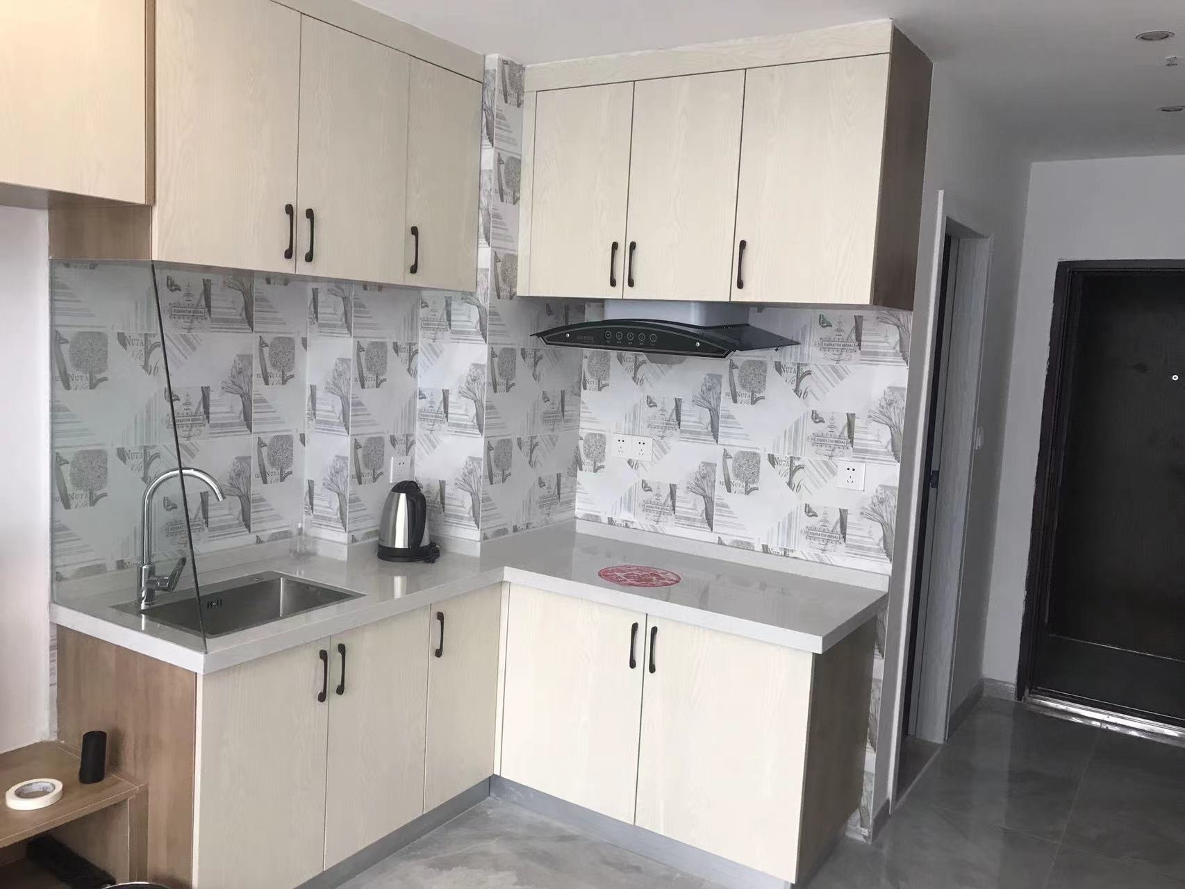 富力新天地一二期 1室1厅1卫 1500.00元/月 富力新天地一二期 1室1厅1卫 1500.00元/月室内图