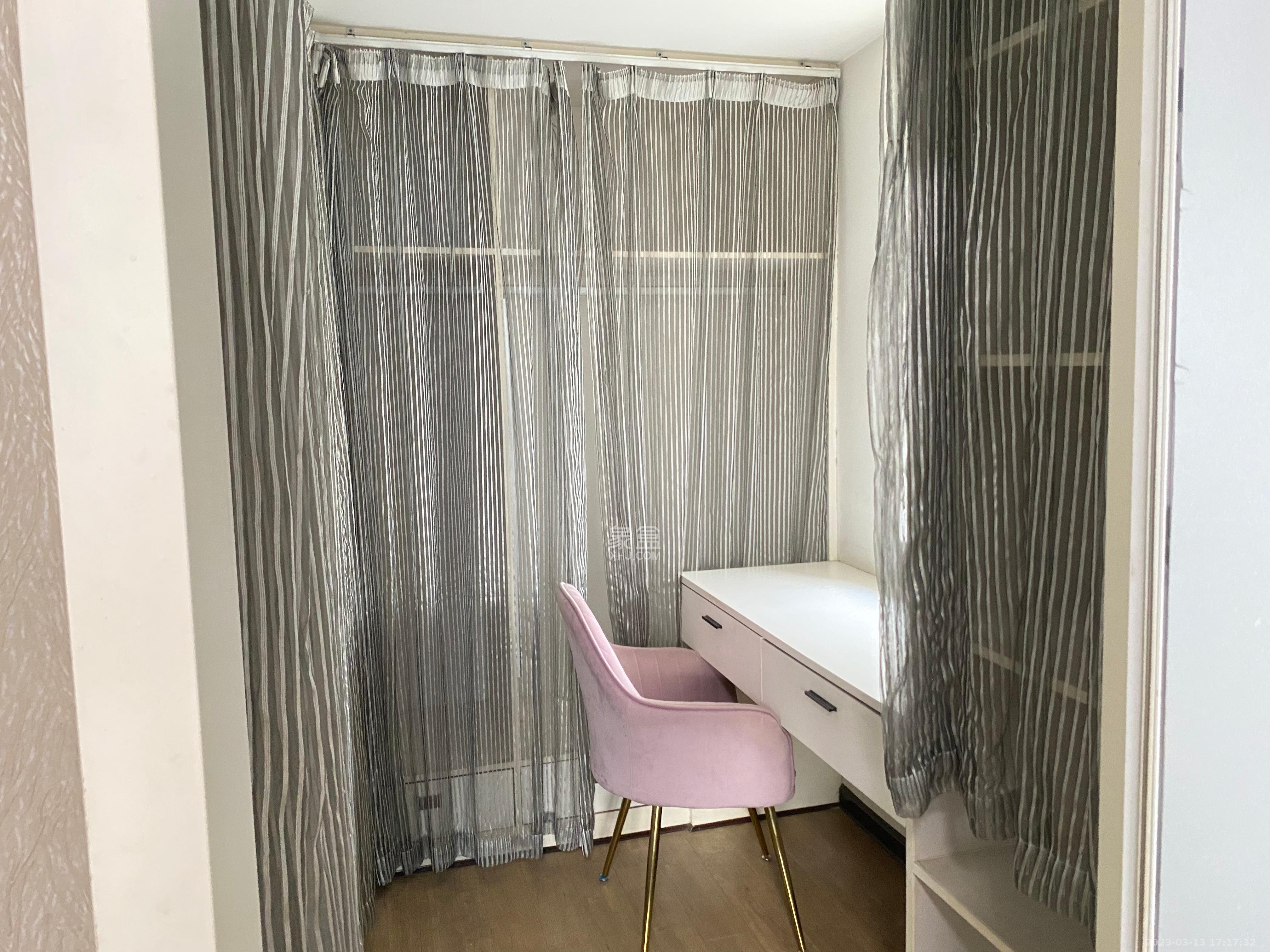 美林银谷 3室2厅2卫 2700.0元/月 美林银谷 3室2厅2卫 2700.0元/月室内图