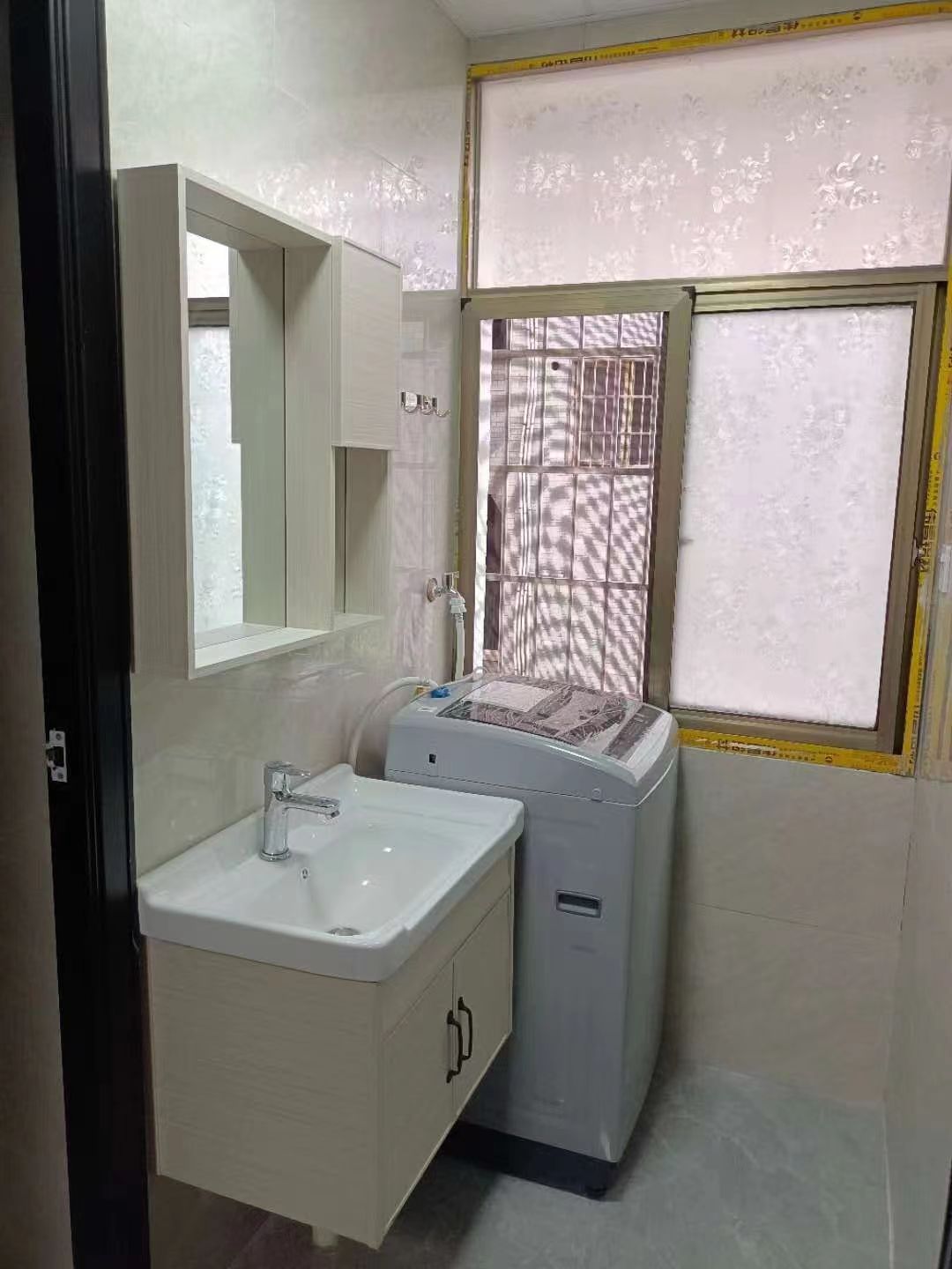 金柘北区  2室2厅1卫   1380.00元/月室内图