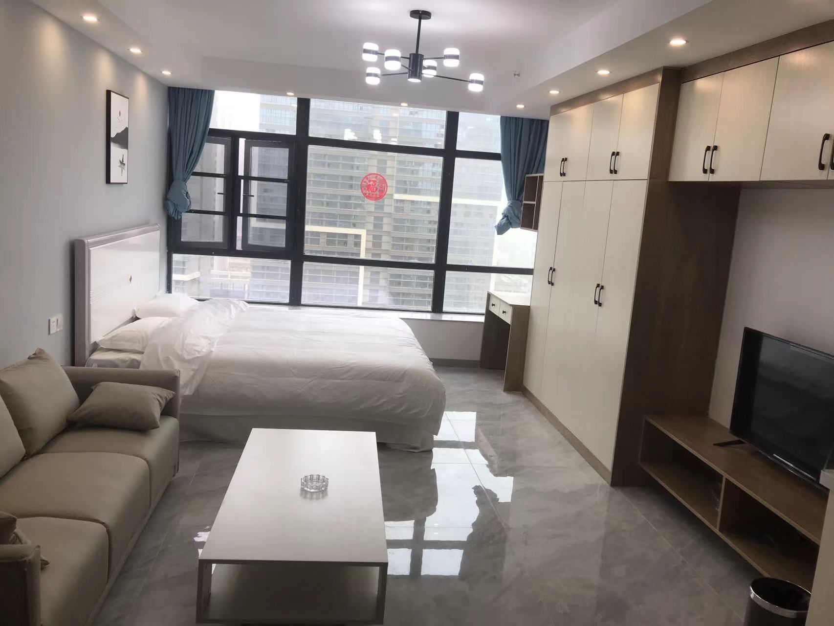 富力新天地一二期 1室1厅1卫 1500.00元/月 富力新天地一二期 1室1厅1卫 1500.00元/月室内图