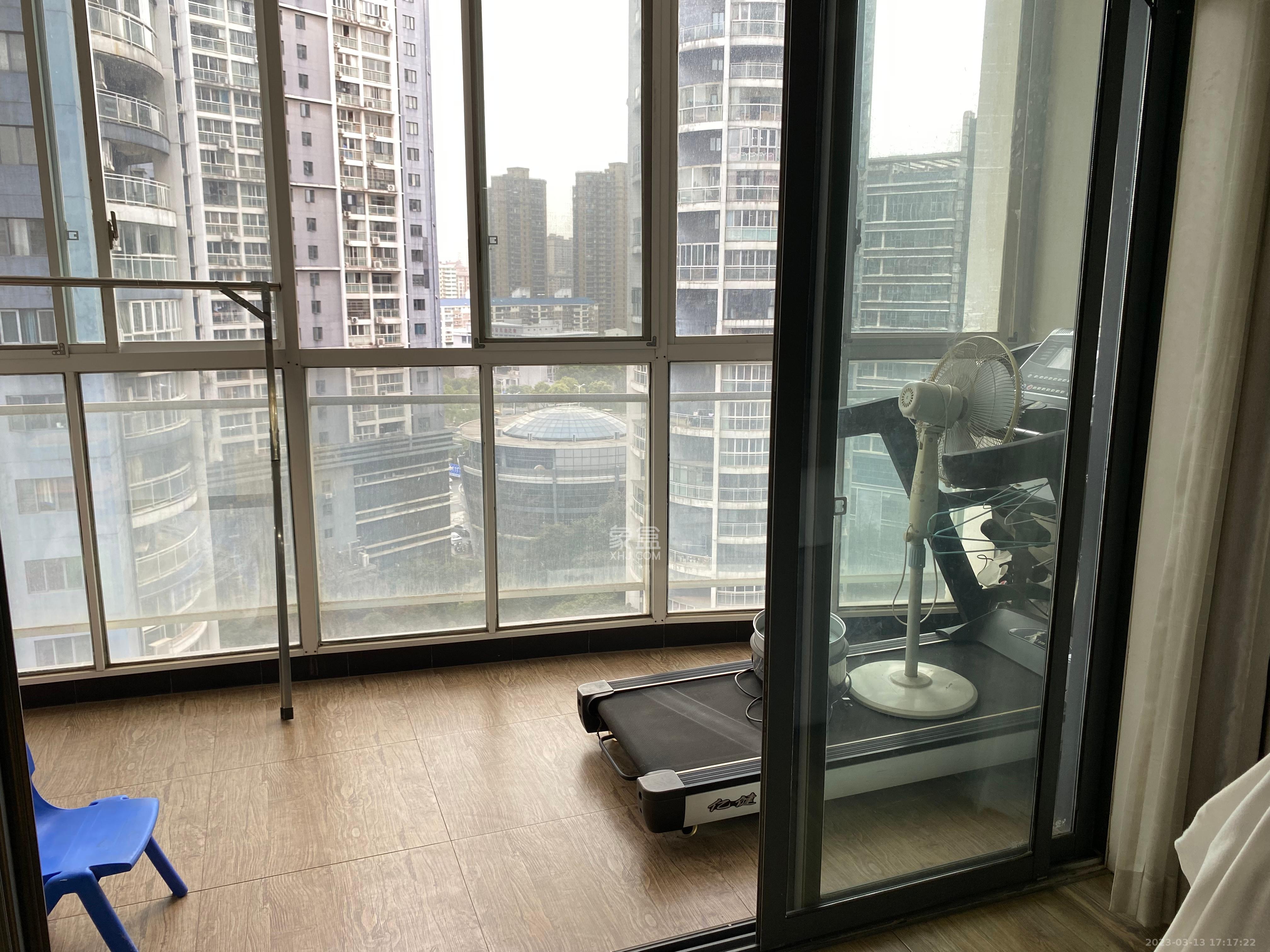 美林银谷  3室2厅2卫    2700.0元/月室内图