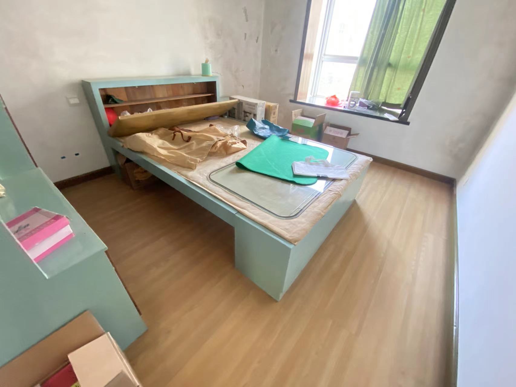 西子花园 4室2厅2卫 67.00万 西子花园 4室2厅2卫 67.00万室内图