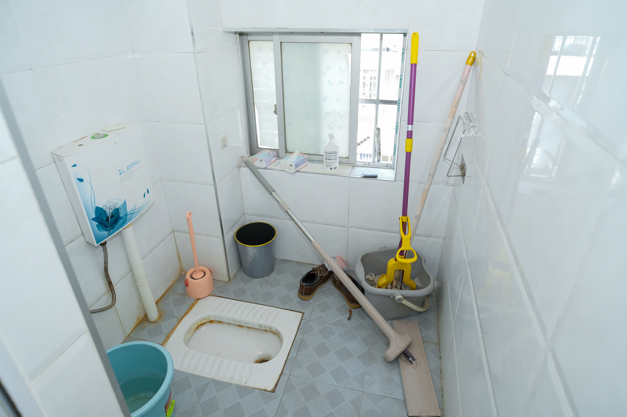 湘绣城 2室2厅1卫 23.60万 湘绣城 2室2厅1卫 23.60万卫生间