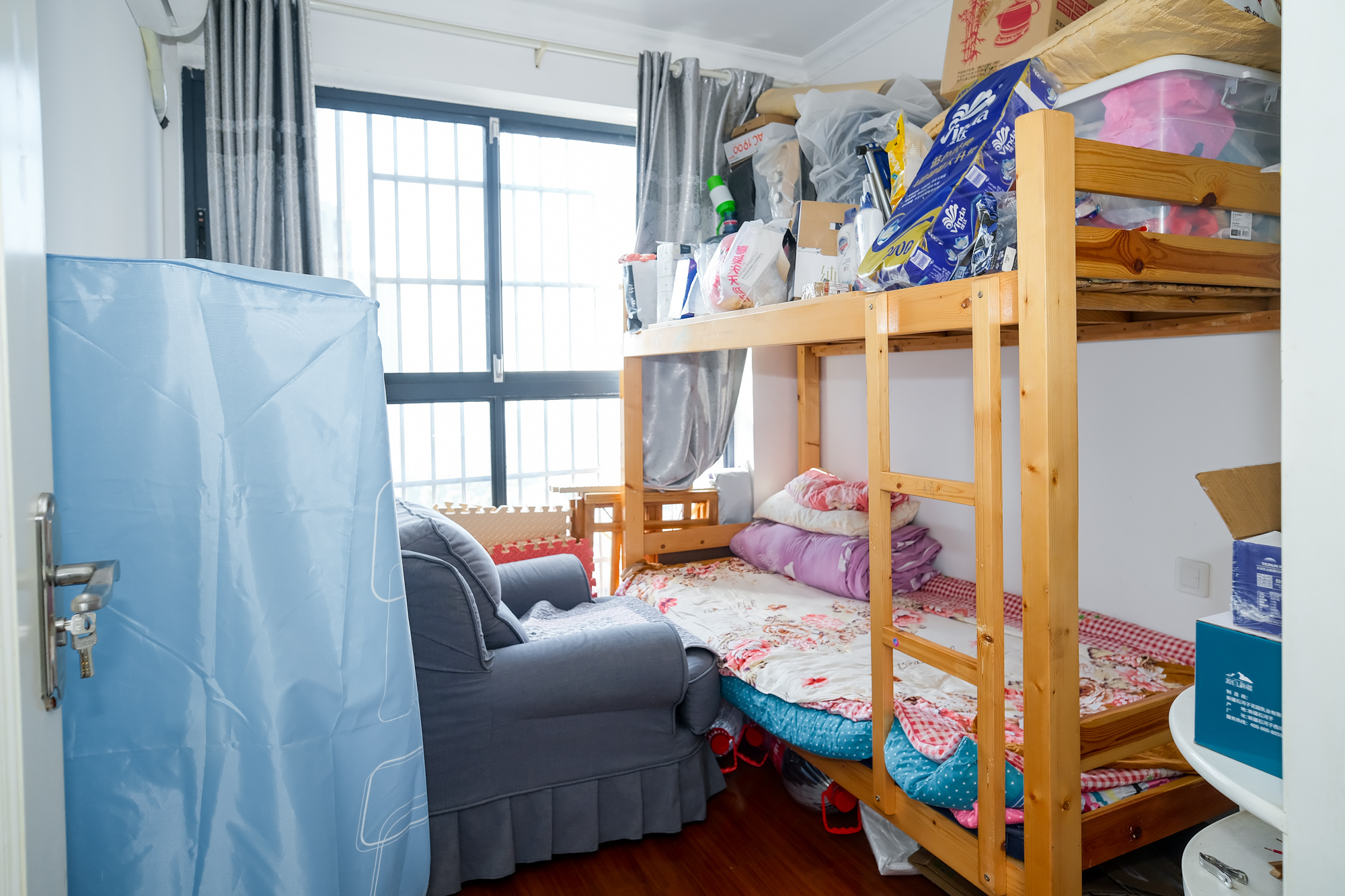 花样年华  3室2厅1卫    58.0万 花样年华  3室2厅1卫    58.0万卧室