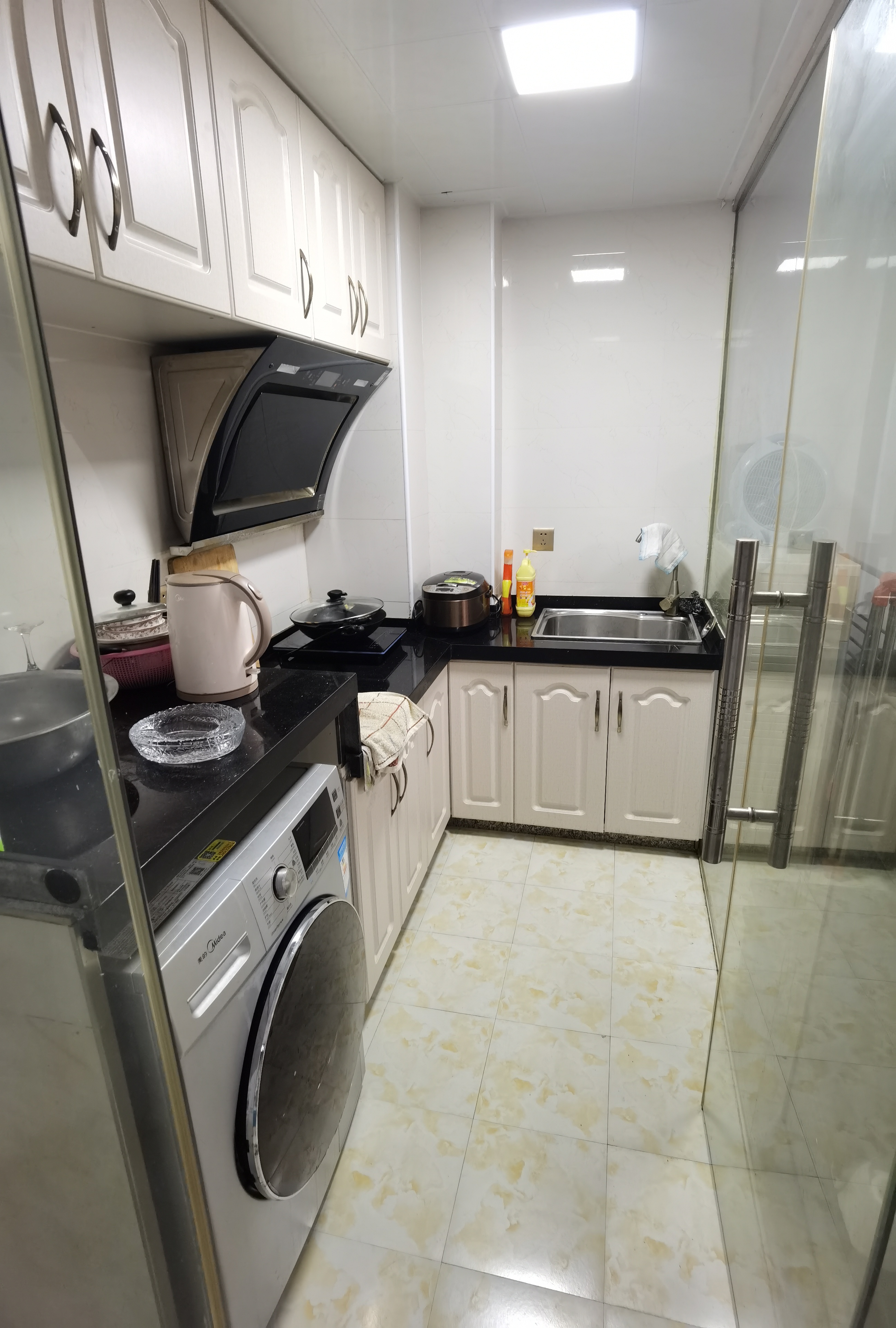 美的城三期 1室1厅1卫 26.00万 美的城三期 1室1厅1卫 26.00万室内图