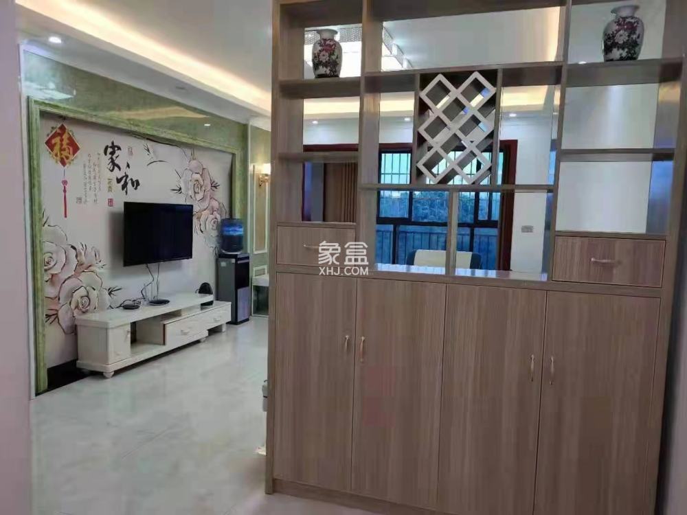 大关城市花园  4室2厅2卫   3000.00元/月室内图