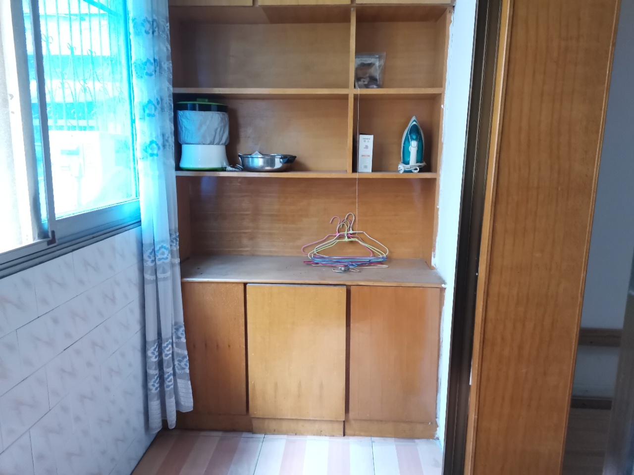 茶园小区  3室2厅1卫   42.80万客厅