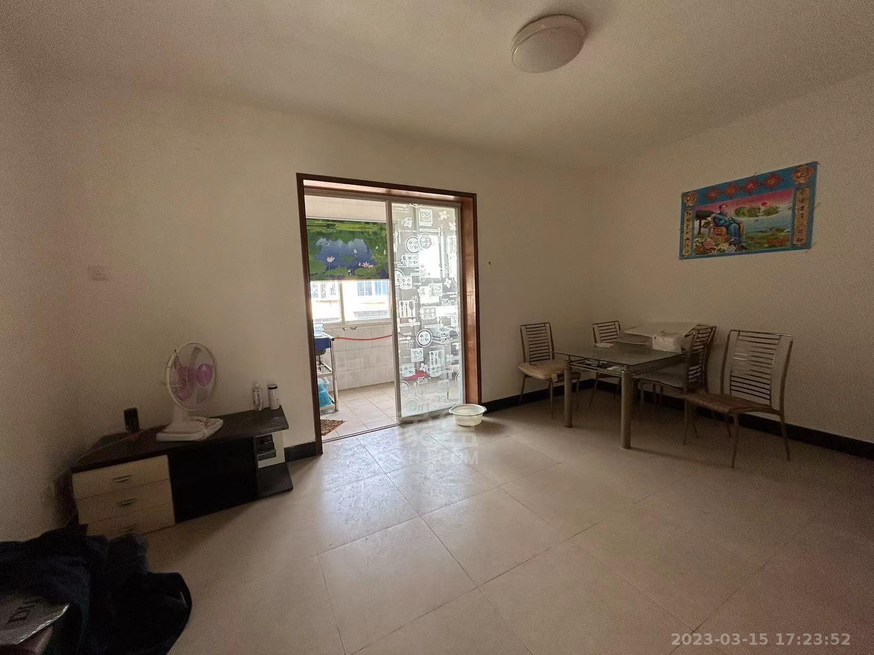 陡岭坡 2室1厅1卫 900.00元/月 陡岭坡 2室1厅1卫 900.00元/月室内图