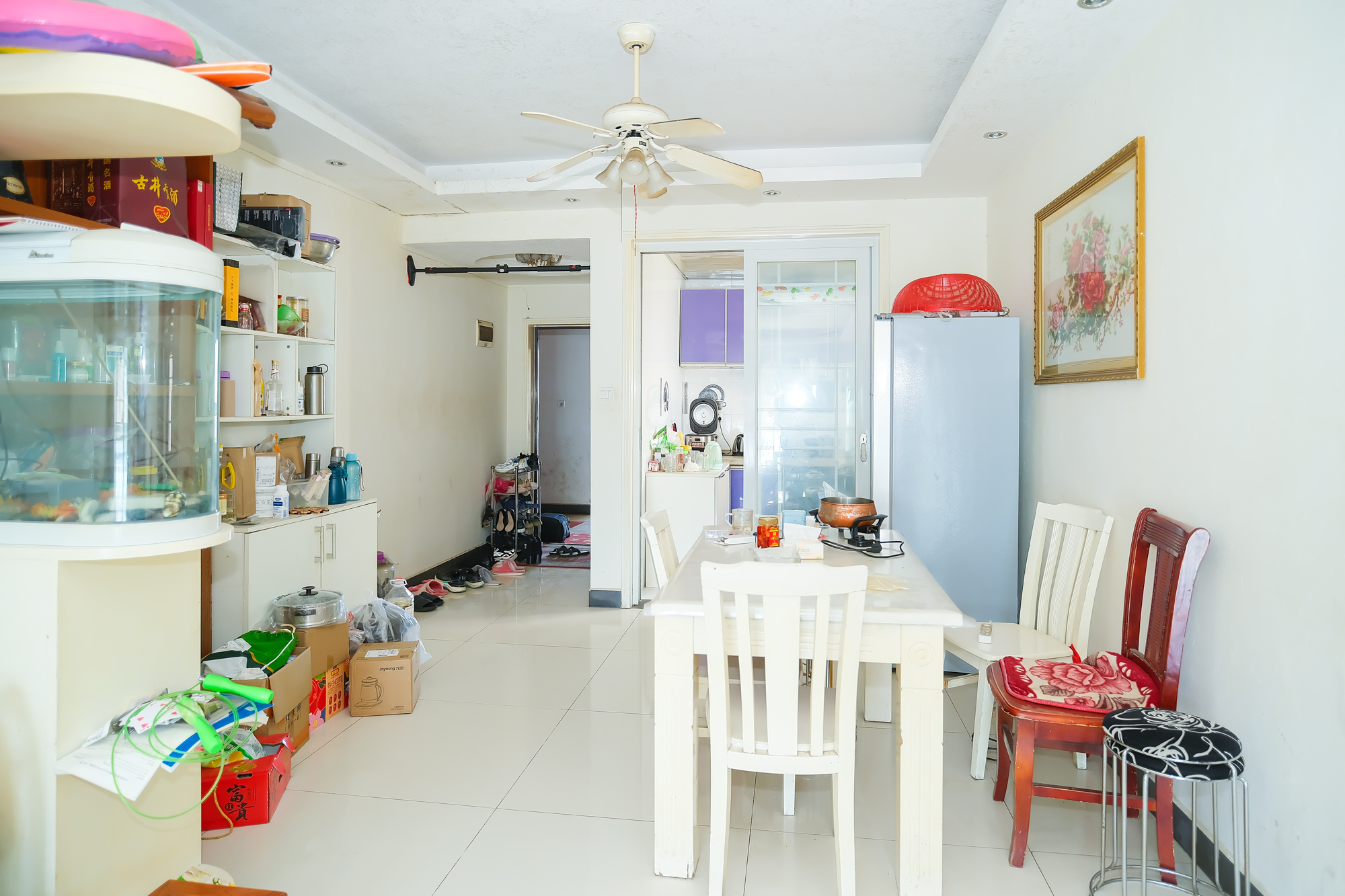 万丽景园 2室2厅1卫 56.8万 万丽景园 2室2厅1卫 56.8万客厅