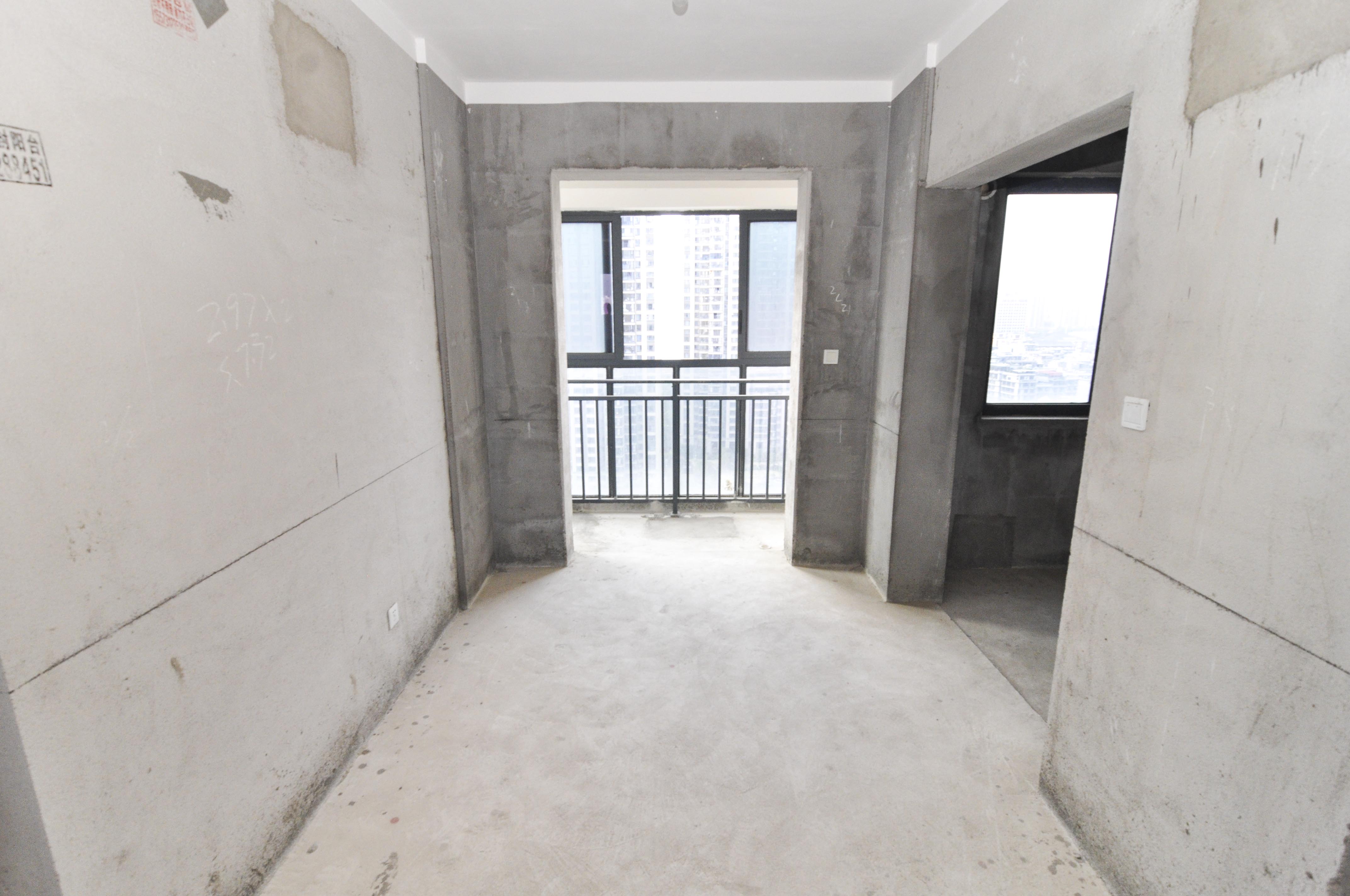 中建梅溪湖中心  4室2廳2衛(wèi)    188.0萬其他