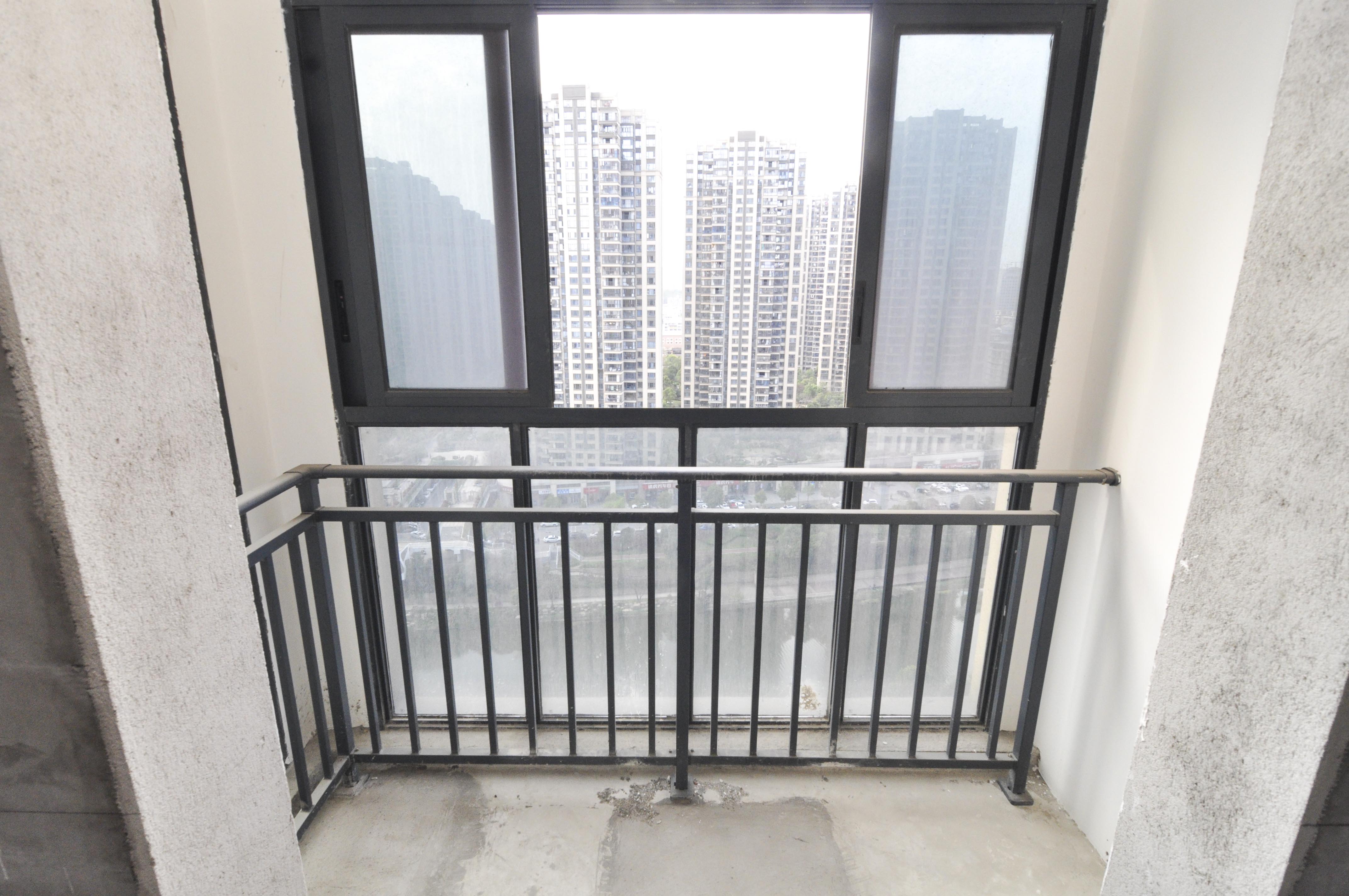 中建梅溪湖中心  4室2廳2衛(wèi)    188.0萬其他