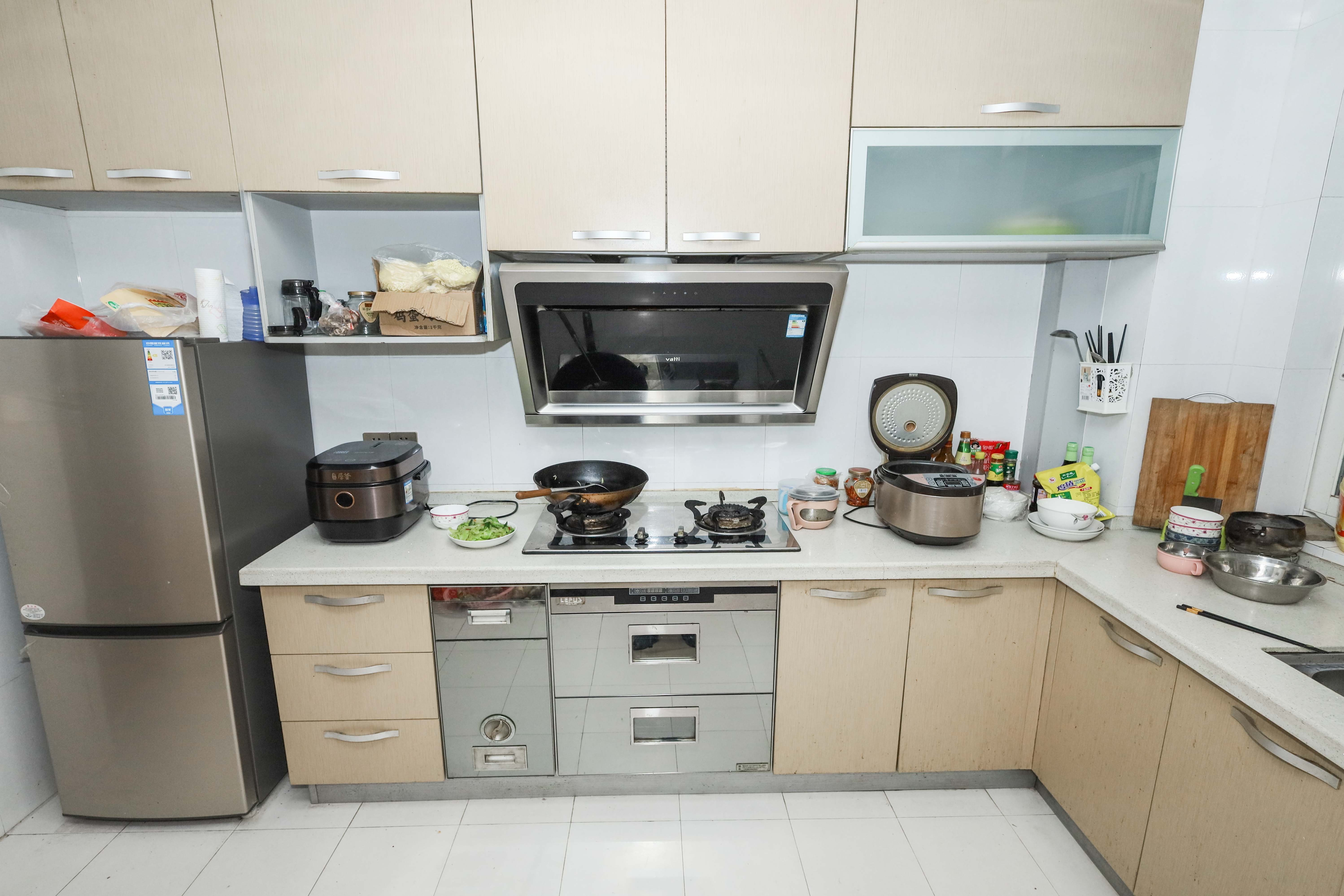 山水英伦 3室2厅2卫 115.00万 山水英伦 3室2厅2卫 115.00万厨房