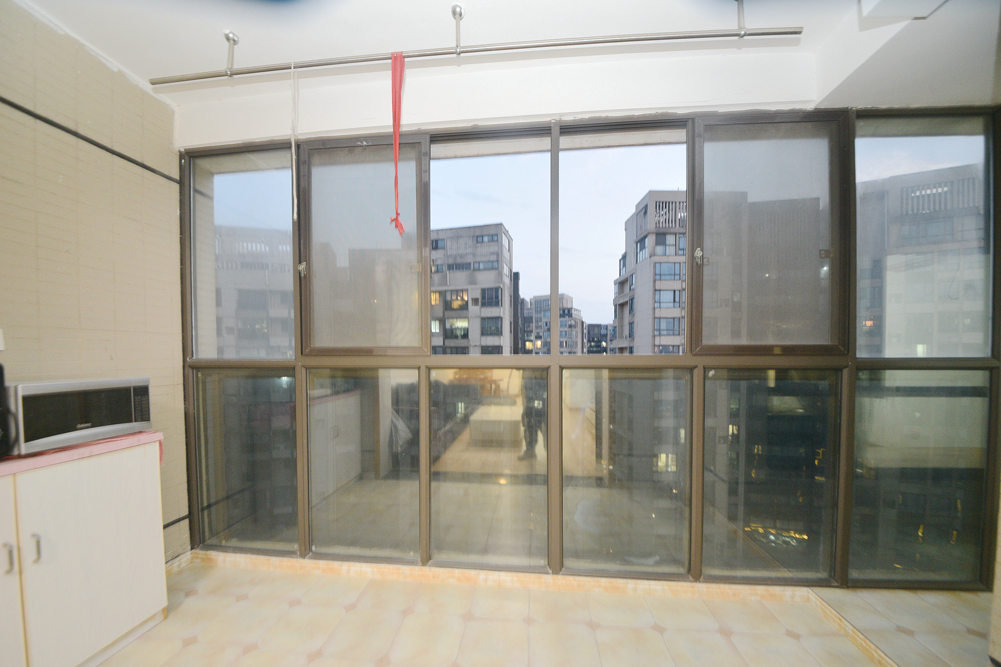 通用时代国际社区  3室2厅2卫    141.8万阳台