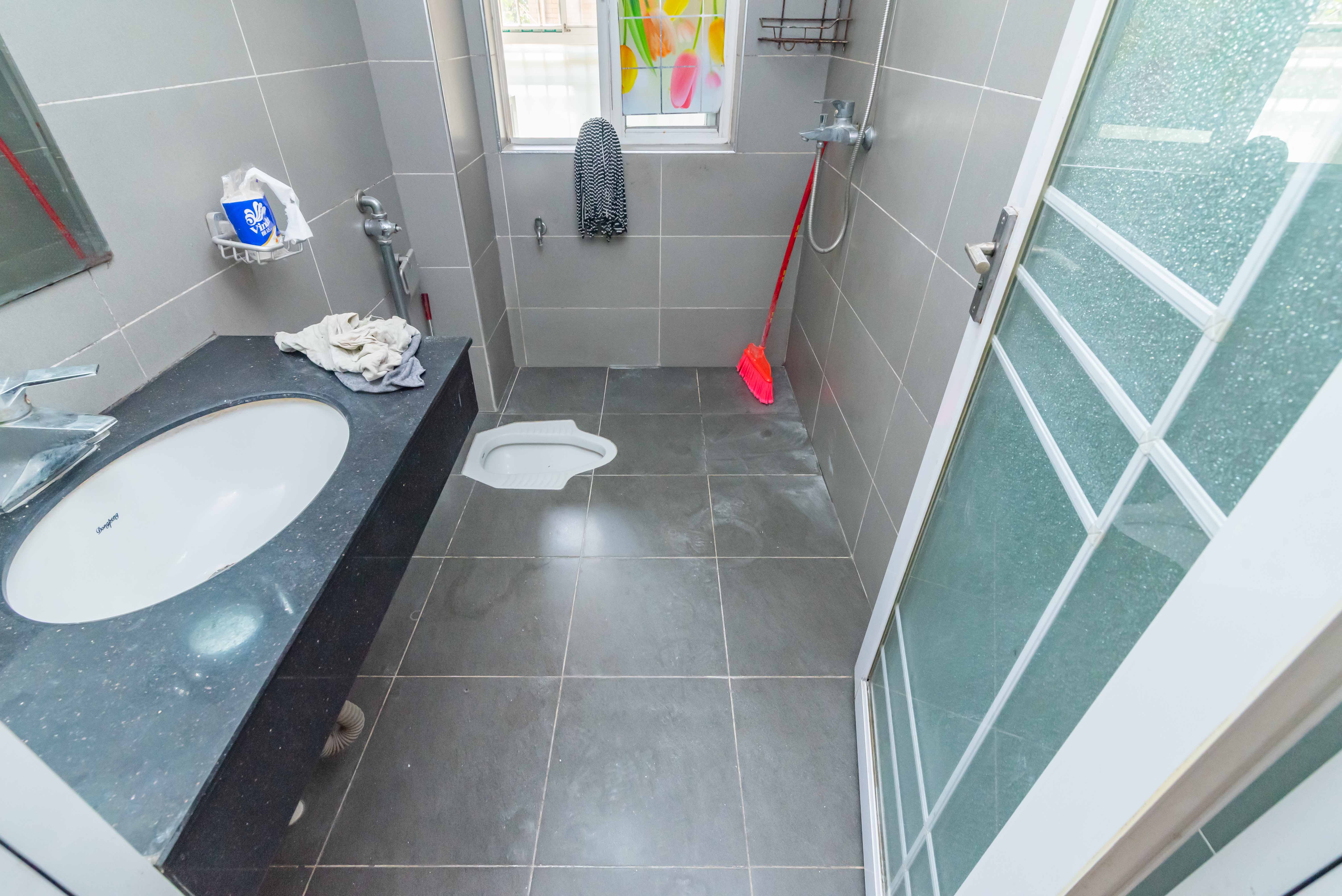 紫晶城 3室2厅2卫 54.80万 紫晶城 3室2厅2卫 54.80万卫生间