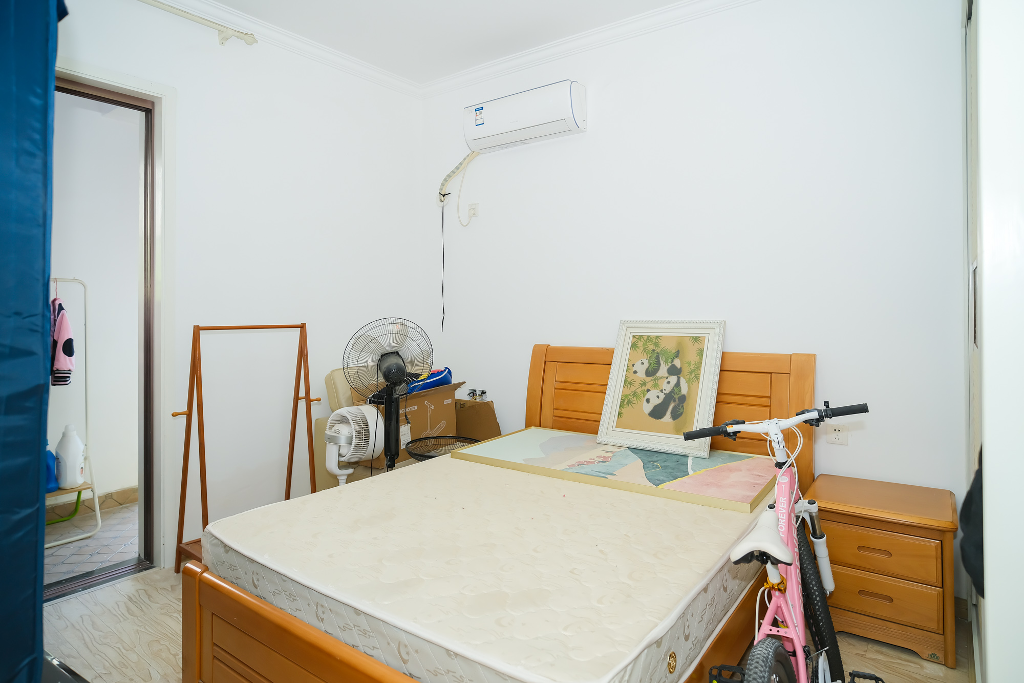 山水湾  3室2厅2卫   97.00万卧室