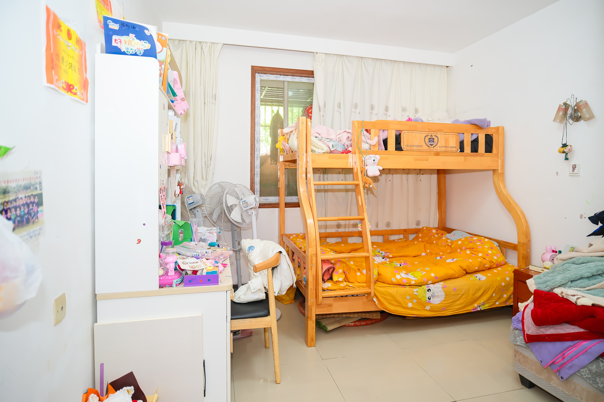 中南汽车世界  2室2厅1卫    39.79万 中南汽车世界  2室2厅1卫    39.79万卧室