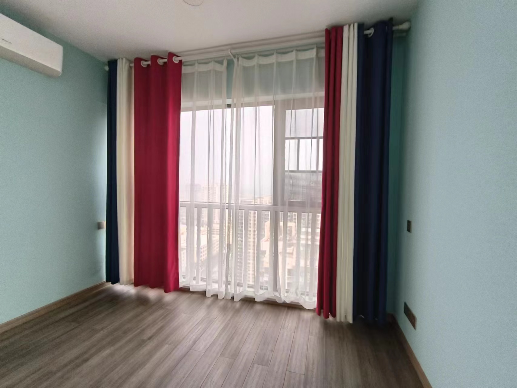 蓝溪谷 0室0厅0卫 95.80万 蓝溪谷 0室0厅0卫 95.80万室内图