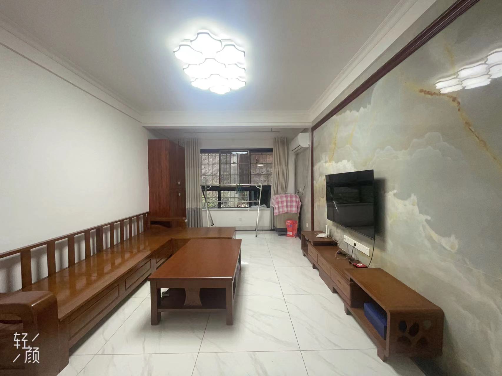 西郡佳园 2室2厅1卫 55.0万 西郡佳园 2室2厅1卫 55.0万室内图