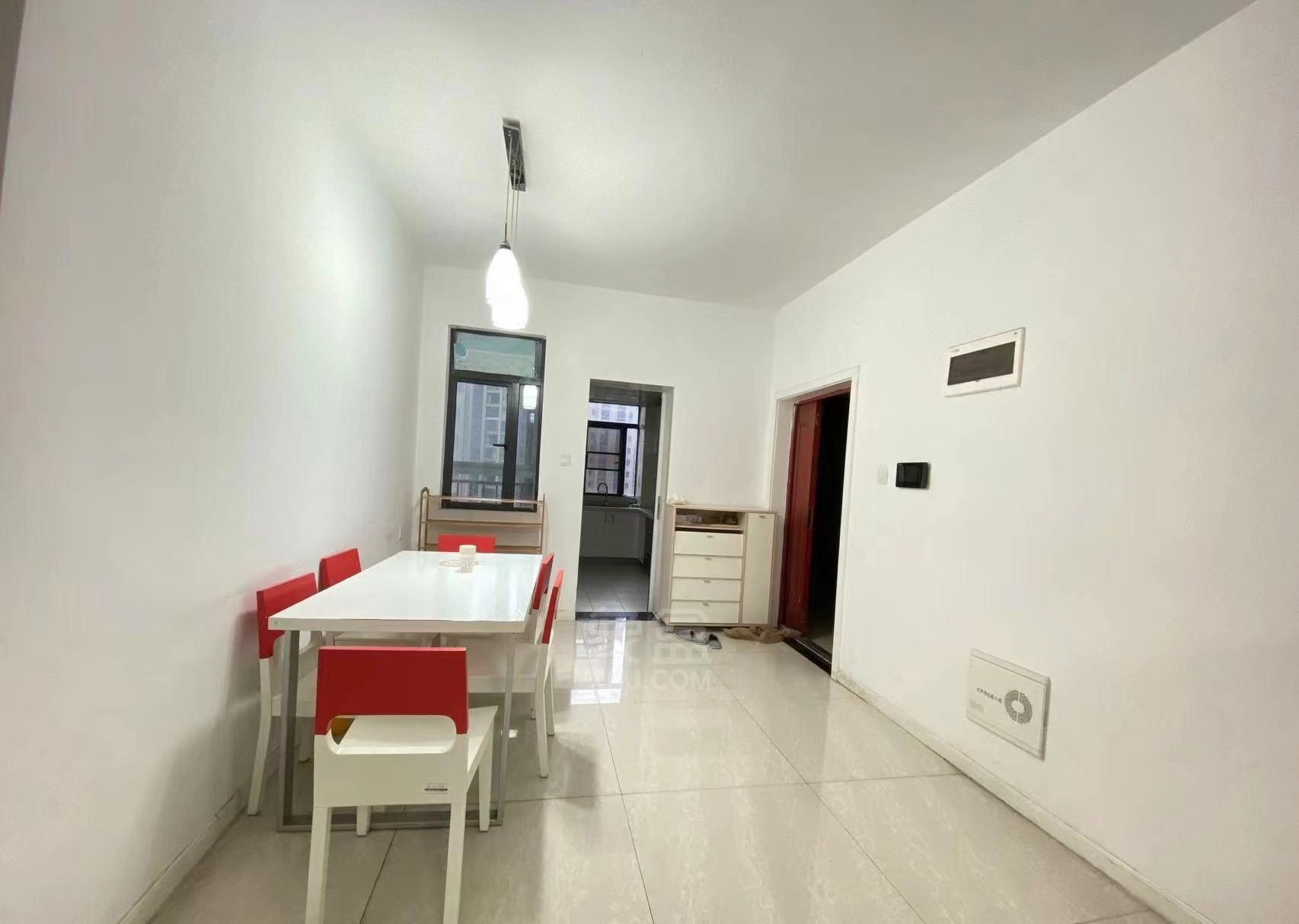 经世龙城 4室2厅2卫 115.0万 经世龙城 4室2厅2卫 115.0万室内图