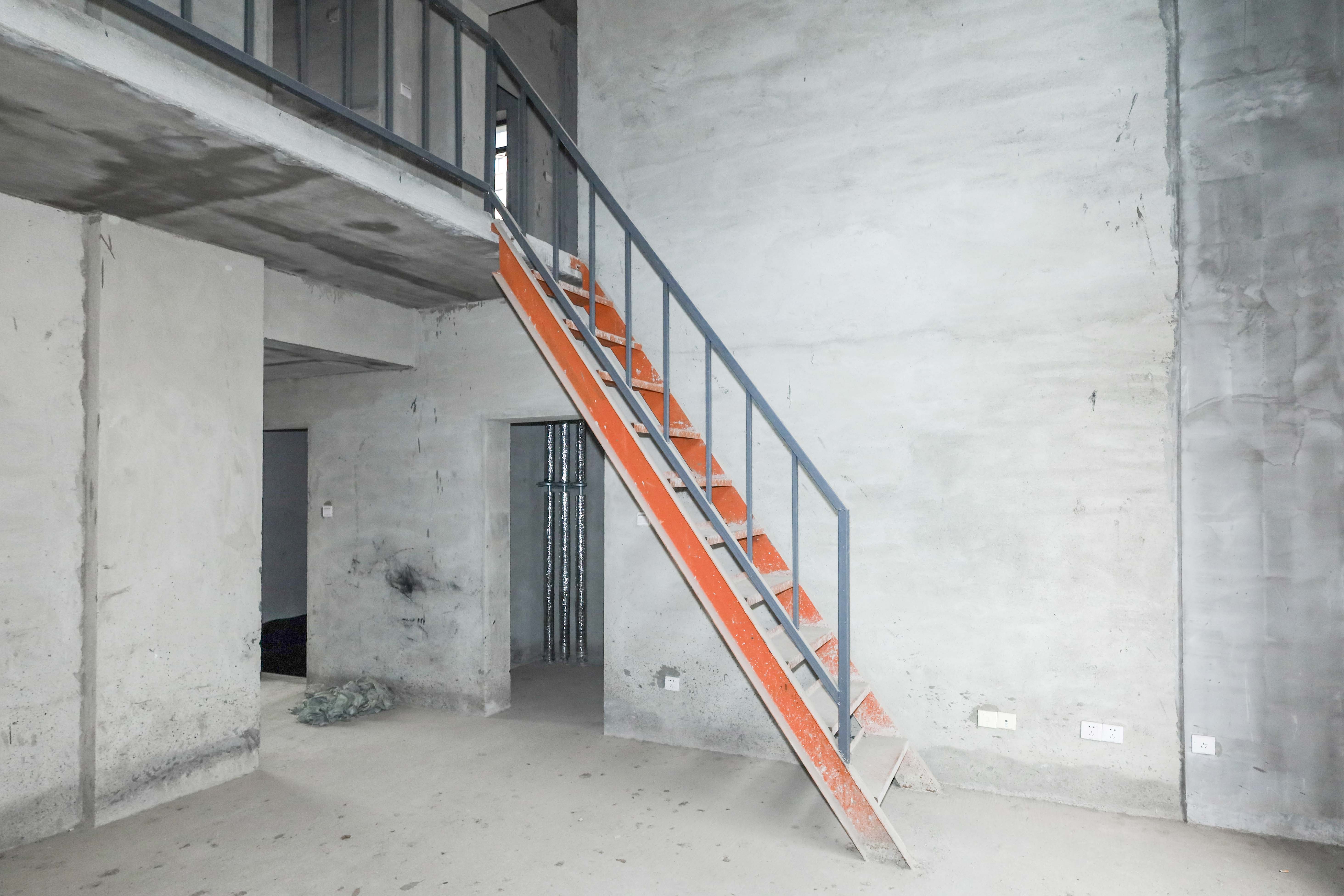 中冶中央公园 4室2厅4卫 221.0万 中冶中央公园 4室2厅4卫 221.0万室内图