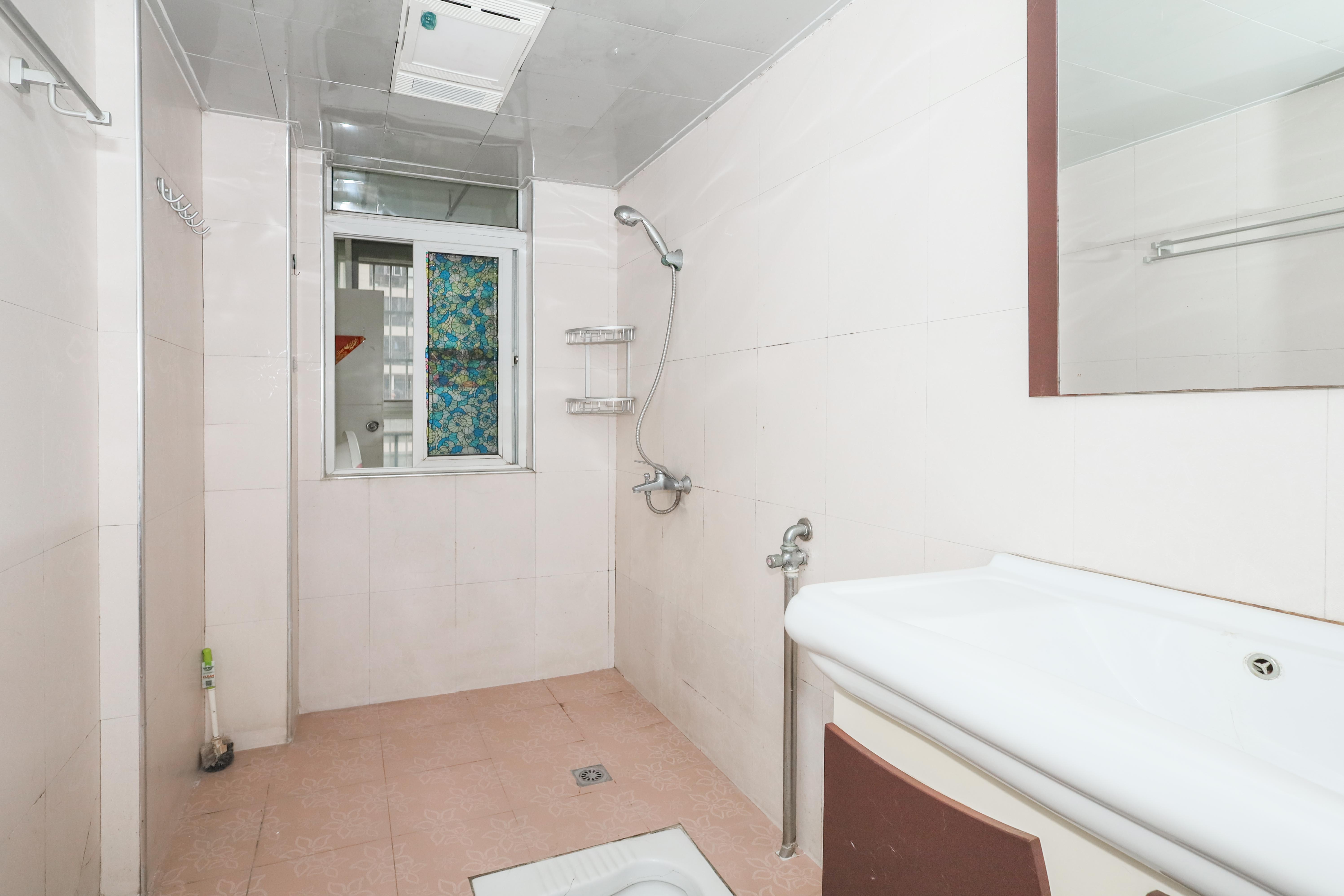 麓山润城  3室2厅2卫    88.0万 麓山润城  3室2厅2卫    88.0万室内图