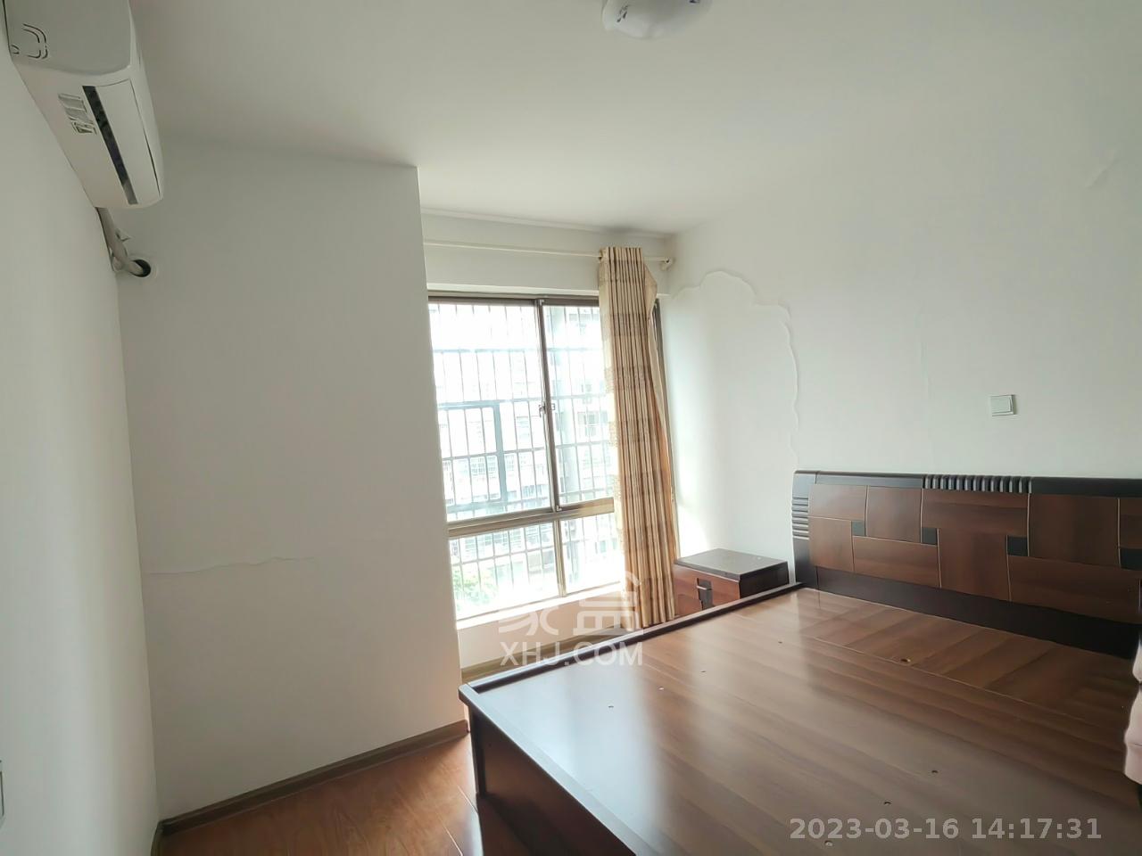 南郡明珠  2室1厅1卫   1300.00元/月室内图