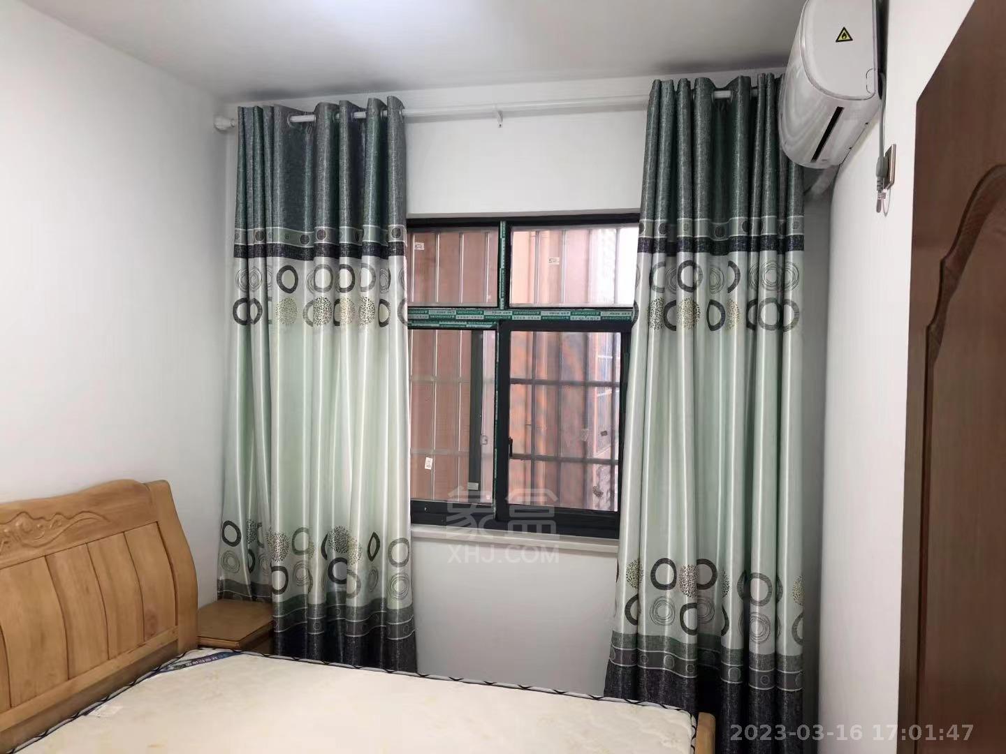御景龙湾  4室2厅2卫   2100.00元/月室内图