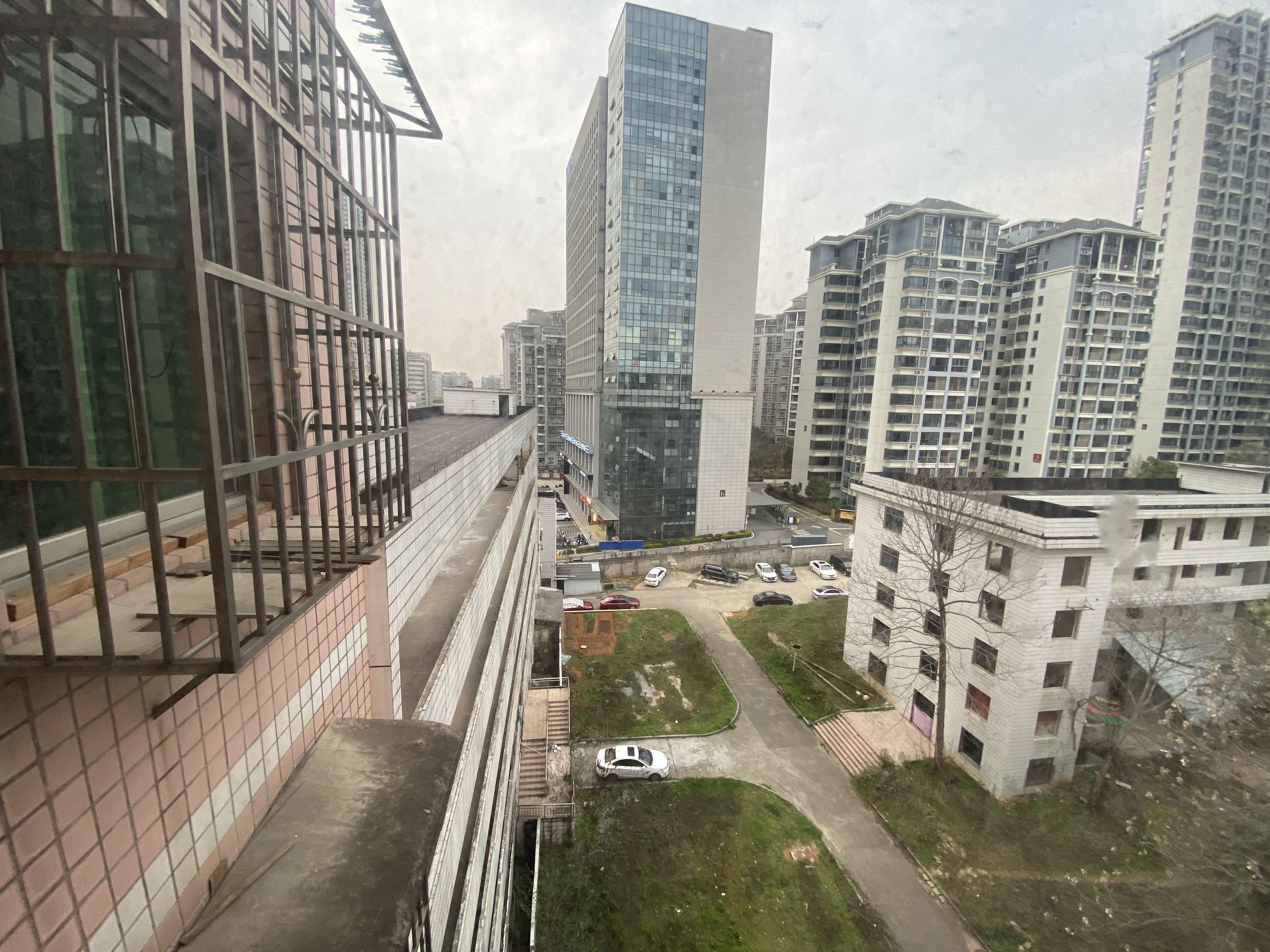 森宝大厦庆云山庄A10栋 3室2厅1卫 60.0万 森宝大厦庆云山庄A10栋 3室2厅1卫 60.0万室内图