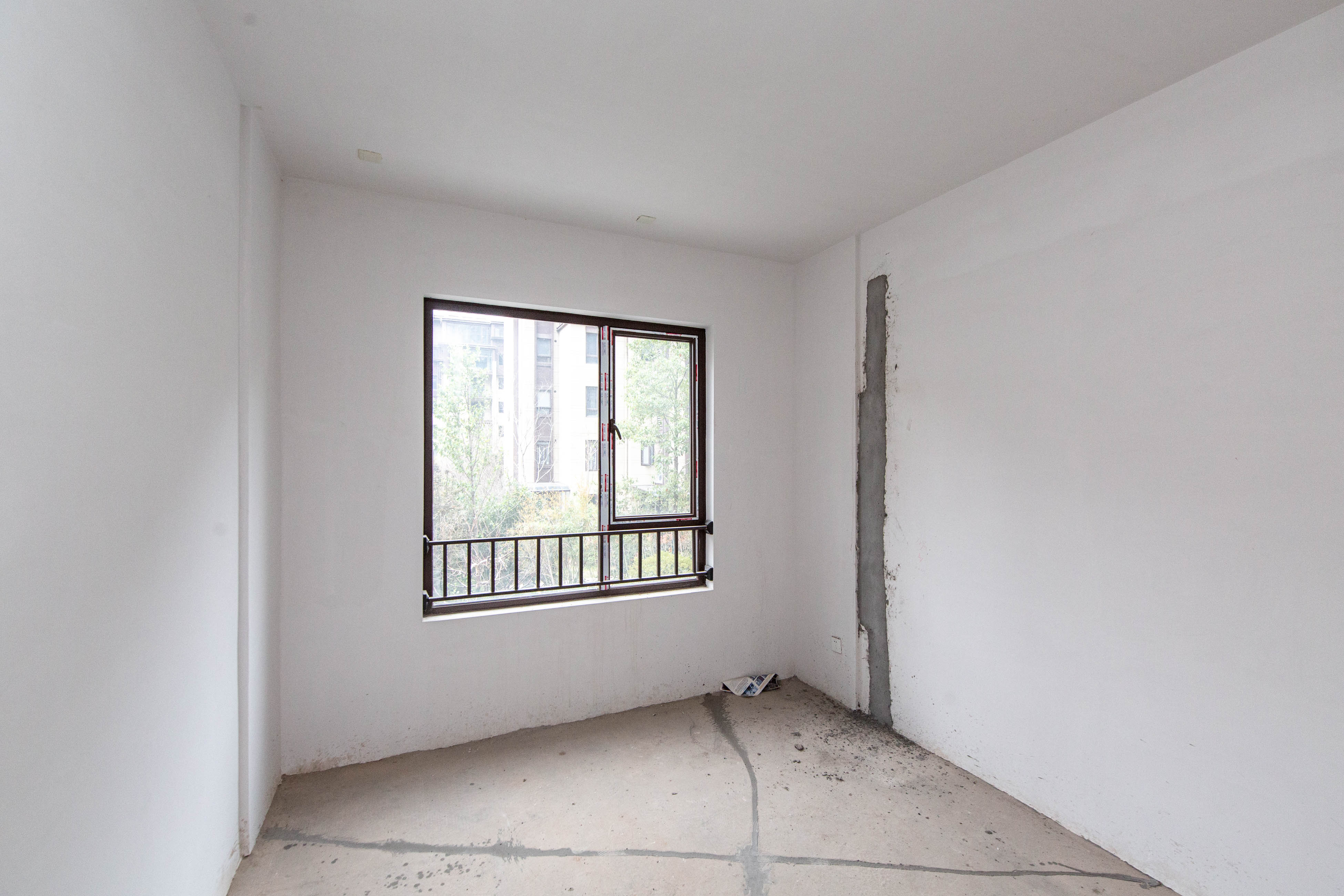 鑫苑木莲世家  4室2厅2卫   245.00万 鑫苑木莲世家  4室2厅2卫   245.00万卧室