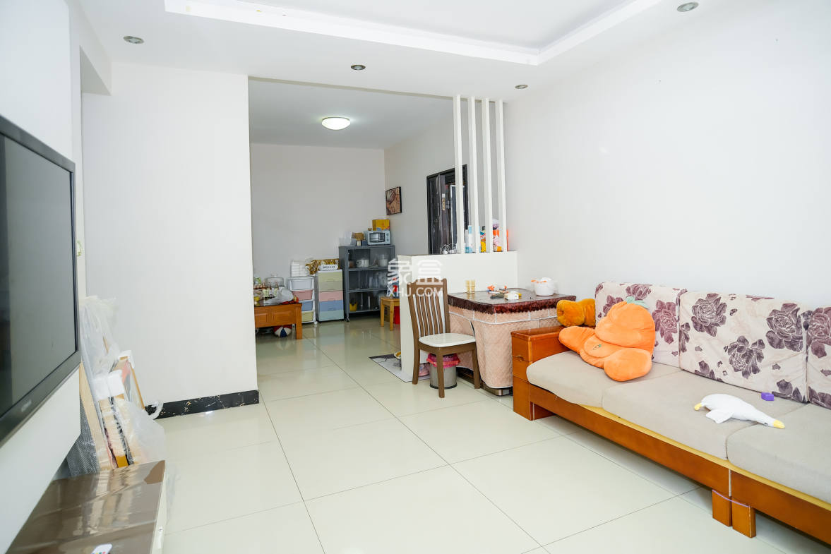 好望谷 2室2厅1卫 56.0万 好望谷 2室2厅1卫 56.0万客厅