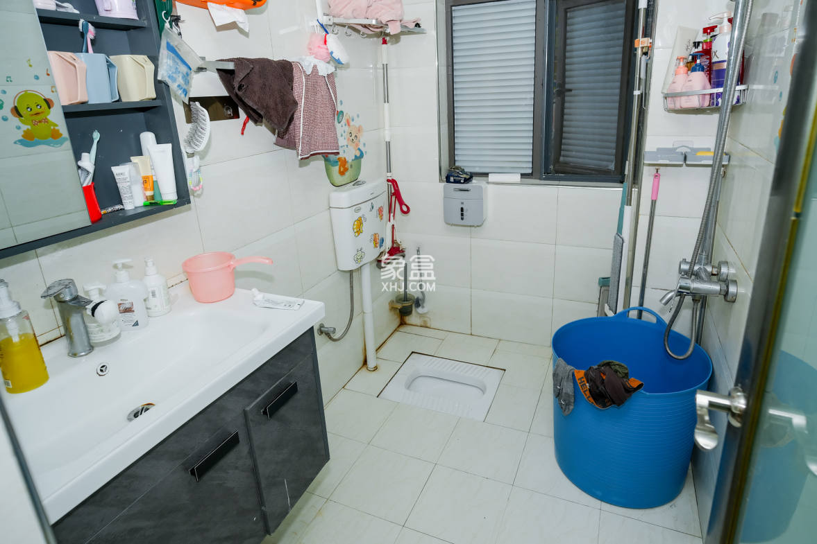 好望谷 2室2厅1卫 56.0万 好望谷 2室2厅1卫 56.0万卫生间