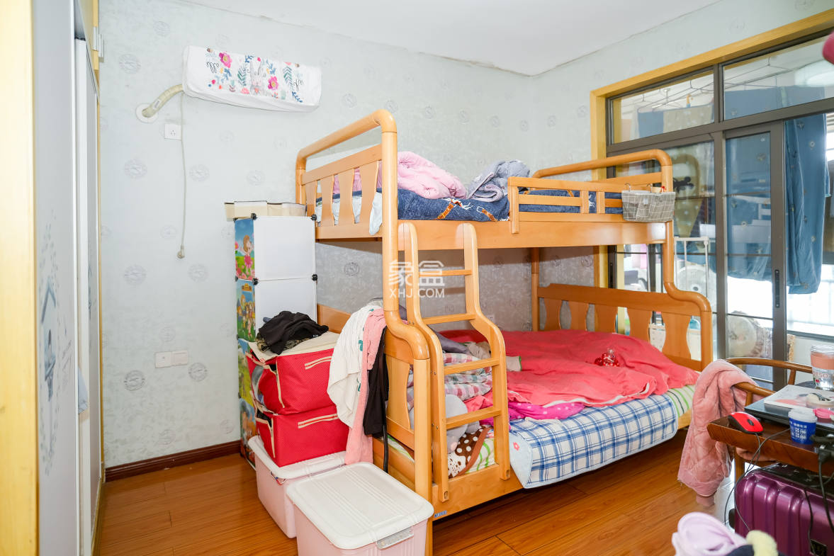 好望谷 2室2厅1卫 56.0万 好望谷 2室2厅1卫 56.0万卧室