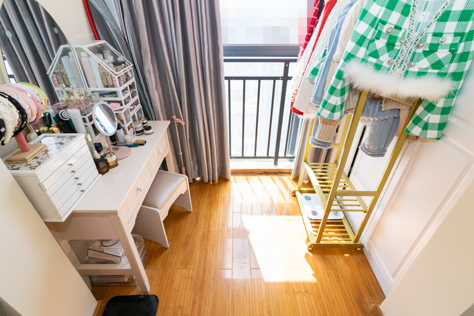 浩龙音乐界 3室2厅2卫 79.00万 浩龙音乐界 3室2厅2卫 79.00万阳台