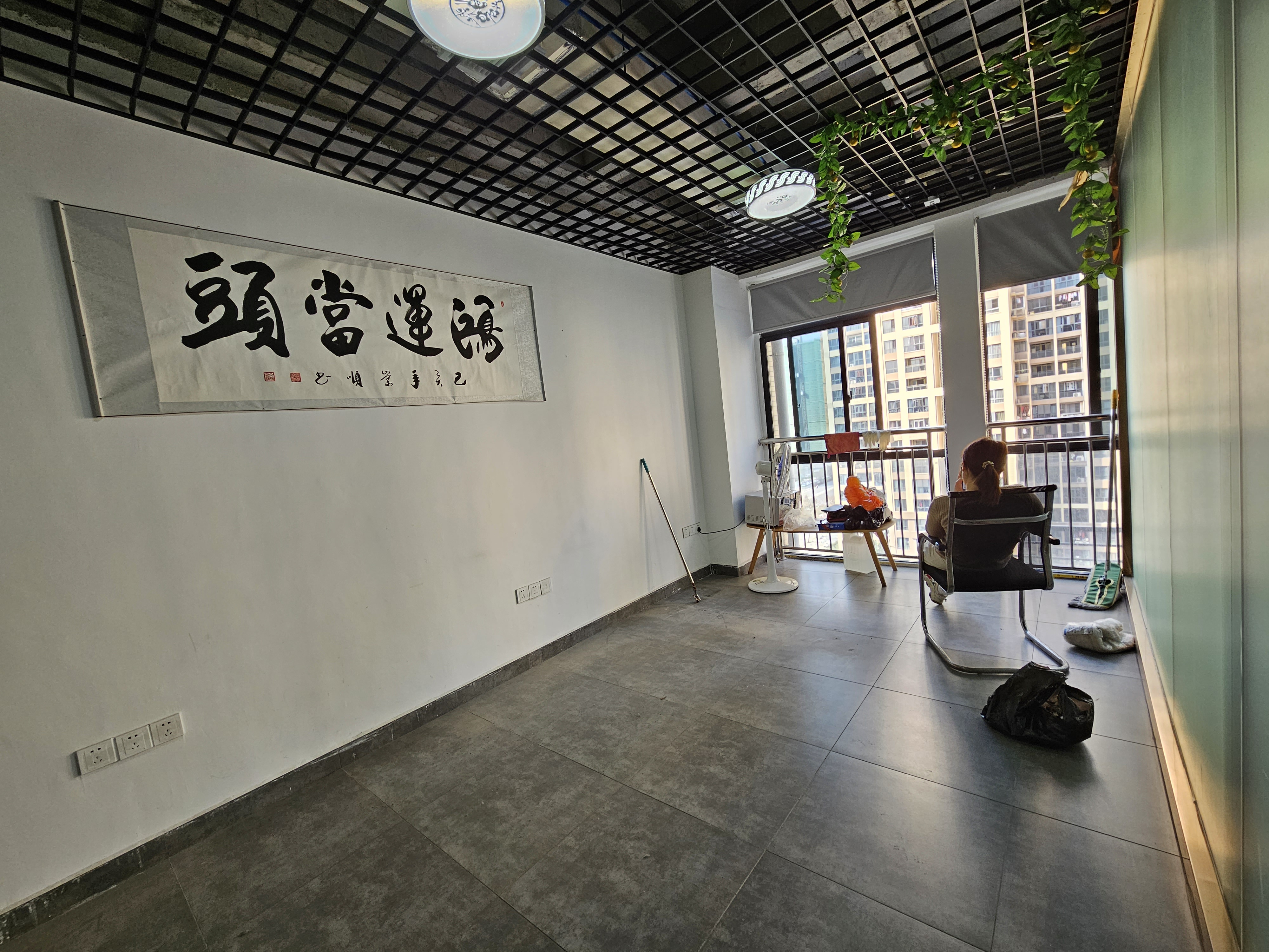融冠亲城50写字楼  3室1厅0卫   4000.00元/月室内图