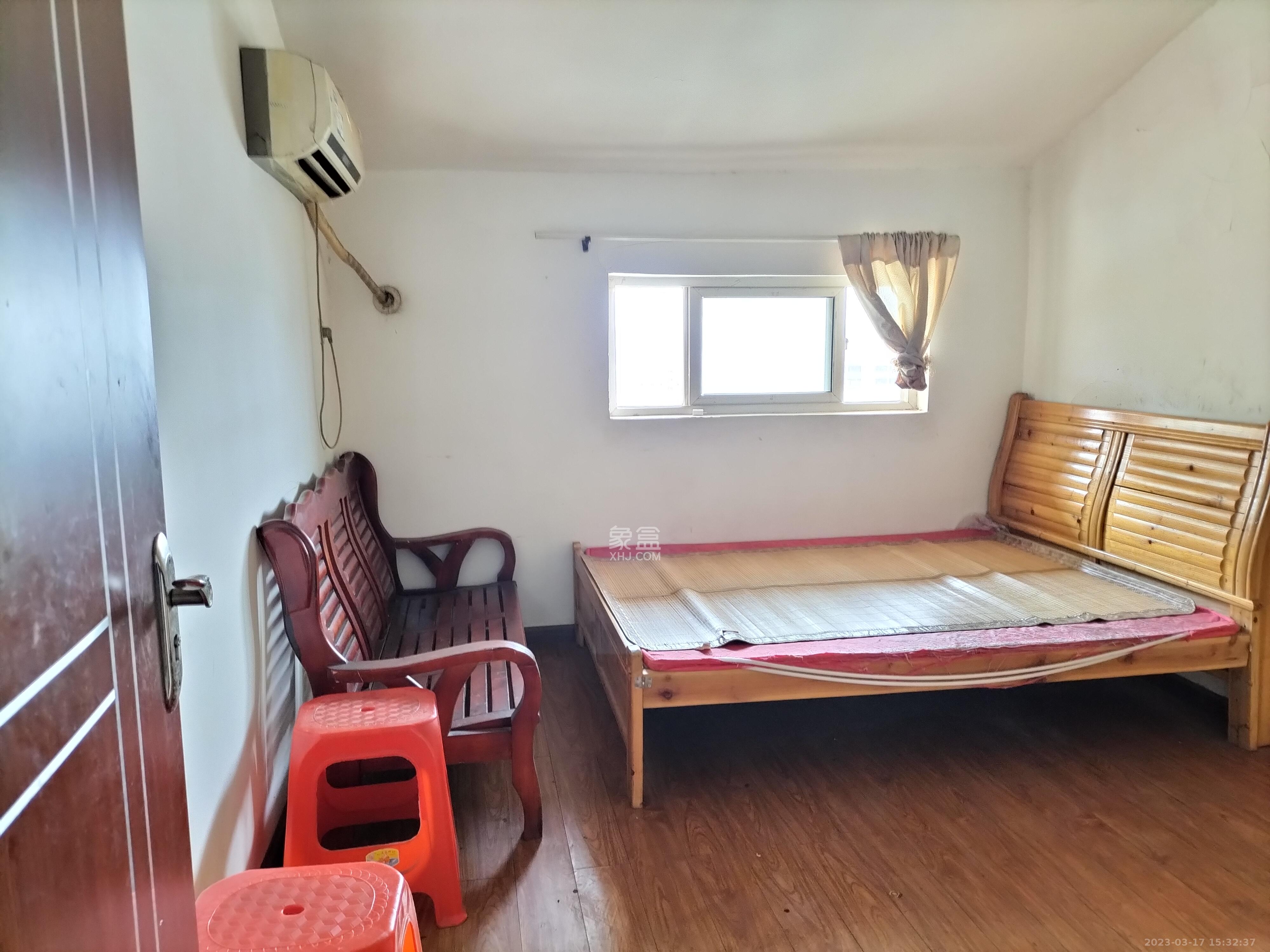 景环小区  5室2厅2卫   1600.00元/月室内图