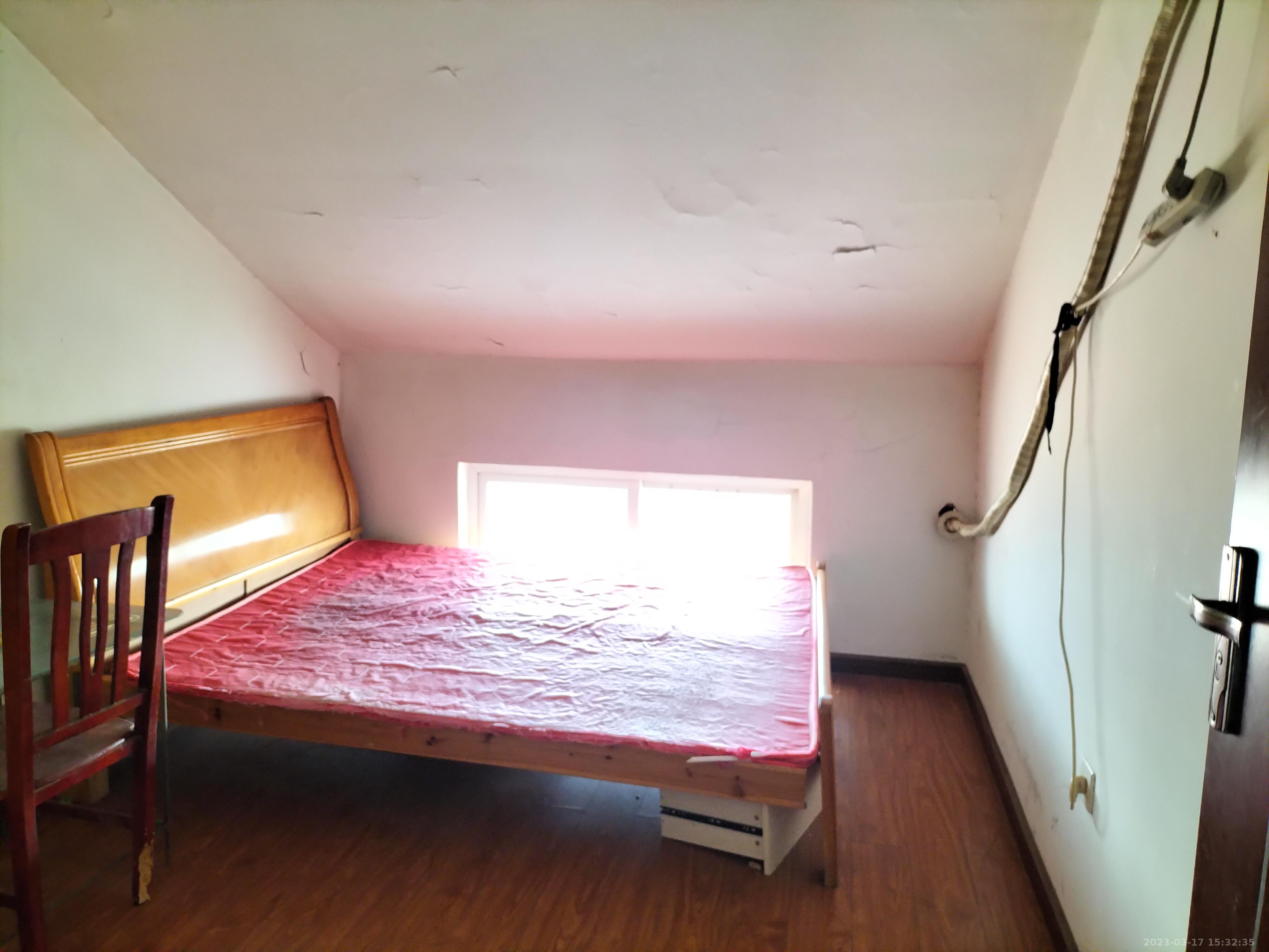 景环小区  5室2厅2卫   1600.00元/月室内图