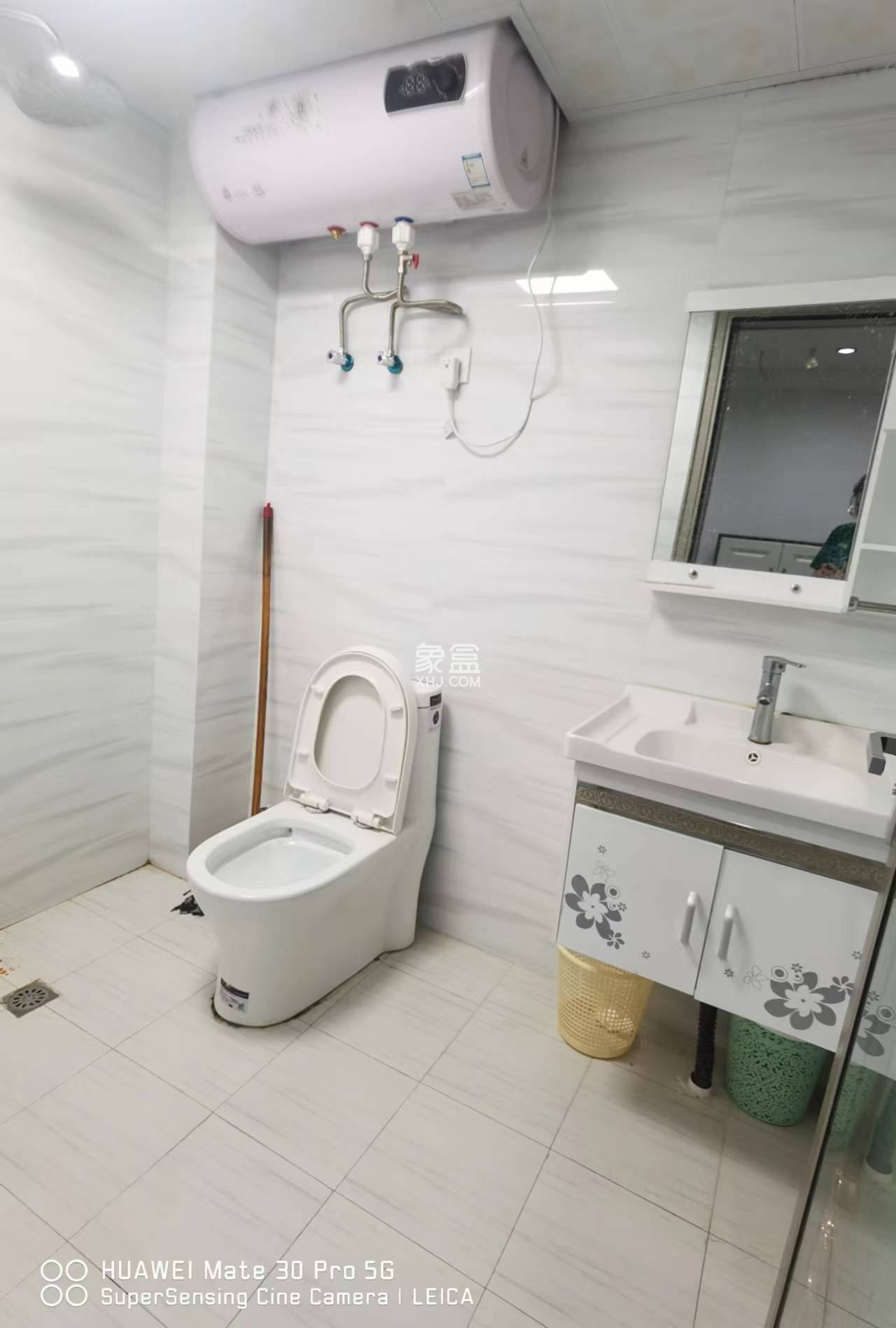 美的林城时代  2室1厅1卫   2600.00元/月室内图