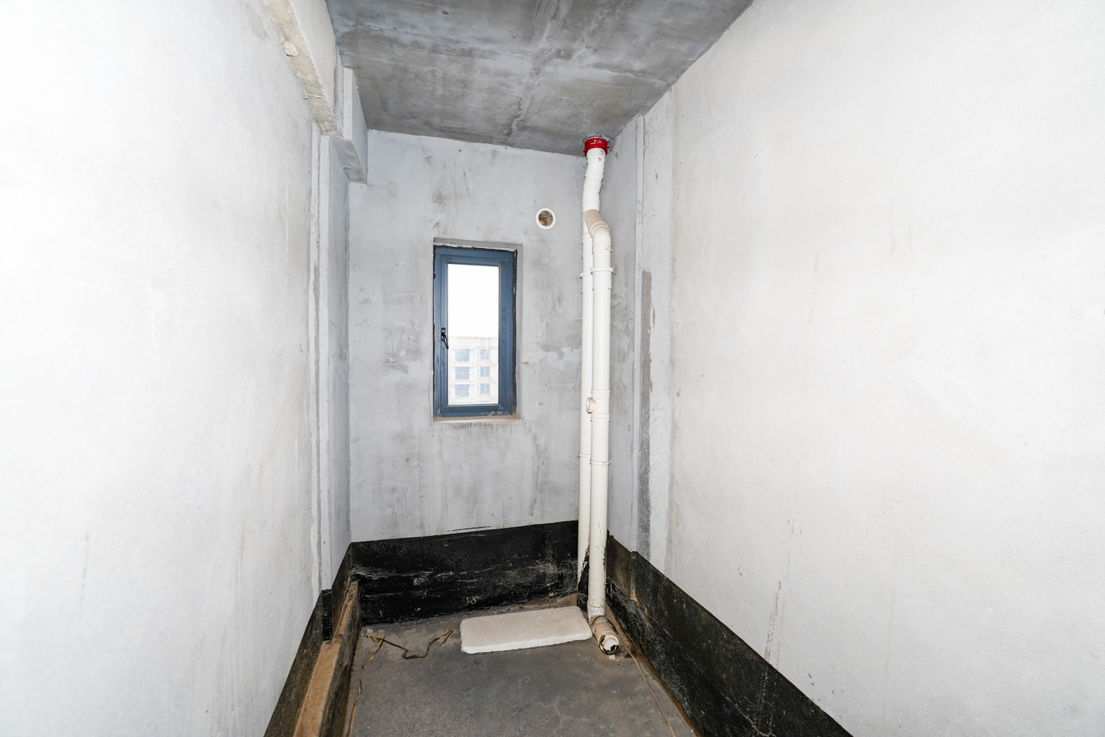中建嘉和城  4室2厅2卫   106.00万卫生间