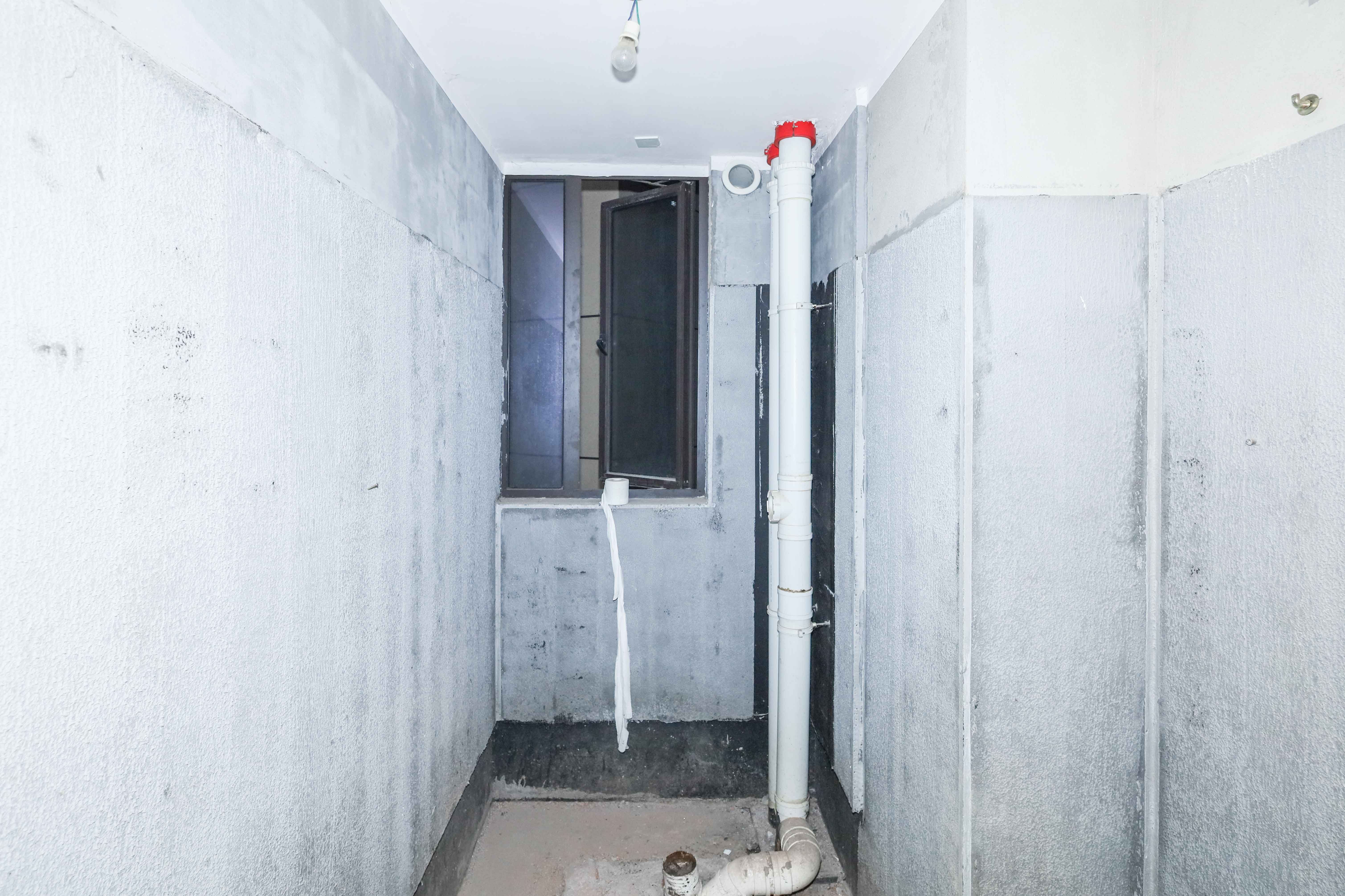 中国铁建梅溪青秀二期  3室2厅2卫   140.00万卫生间
