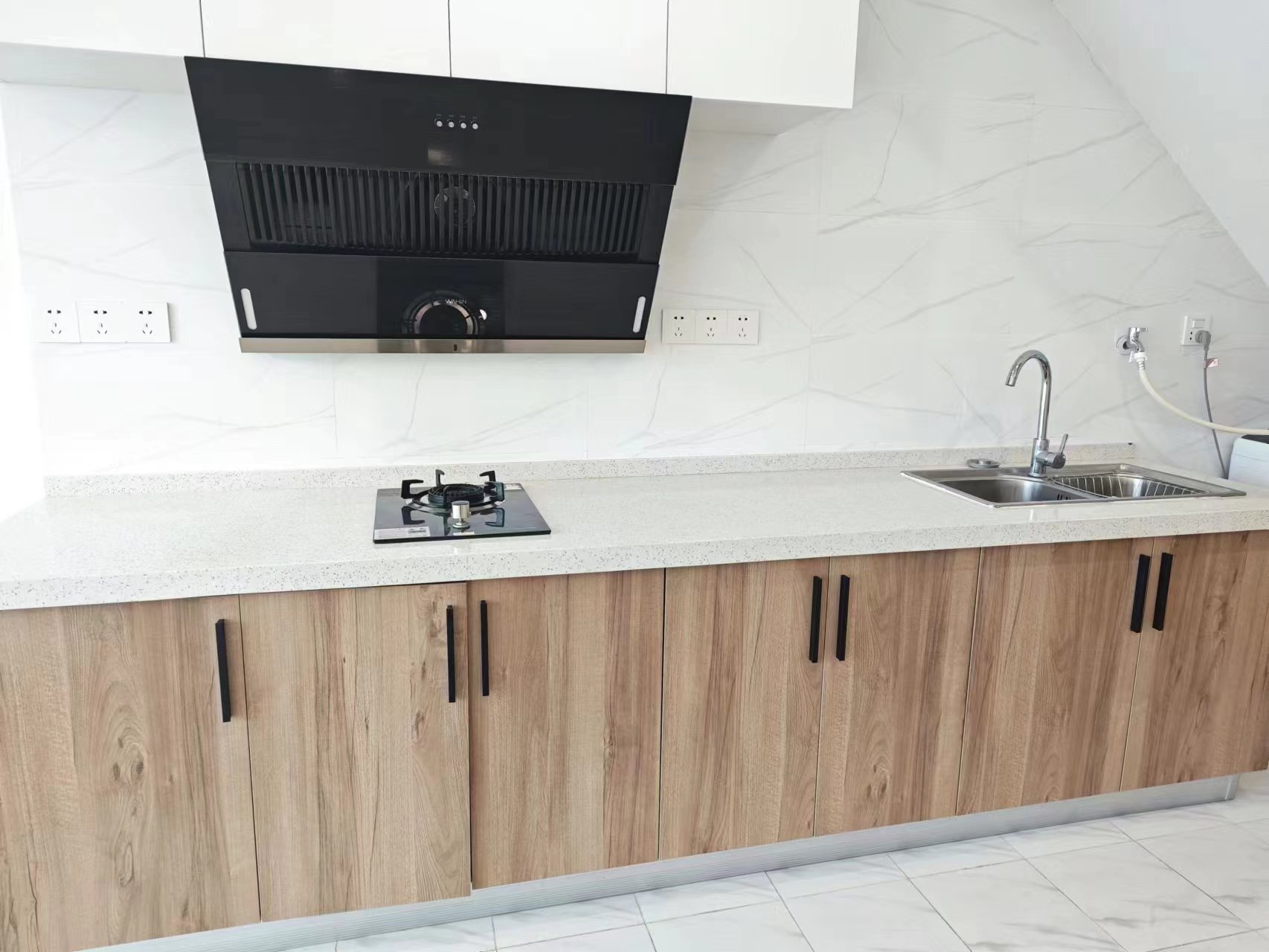 富力新天地一二期 2室1厅1卫 2800.00元/月 富力新天地一二期 2室1厅1卫 2800.00元/月室内图