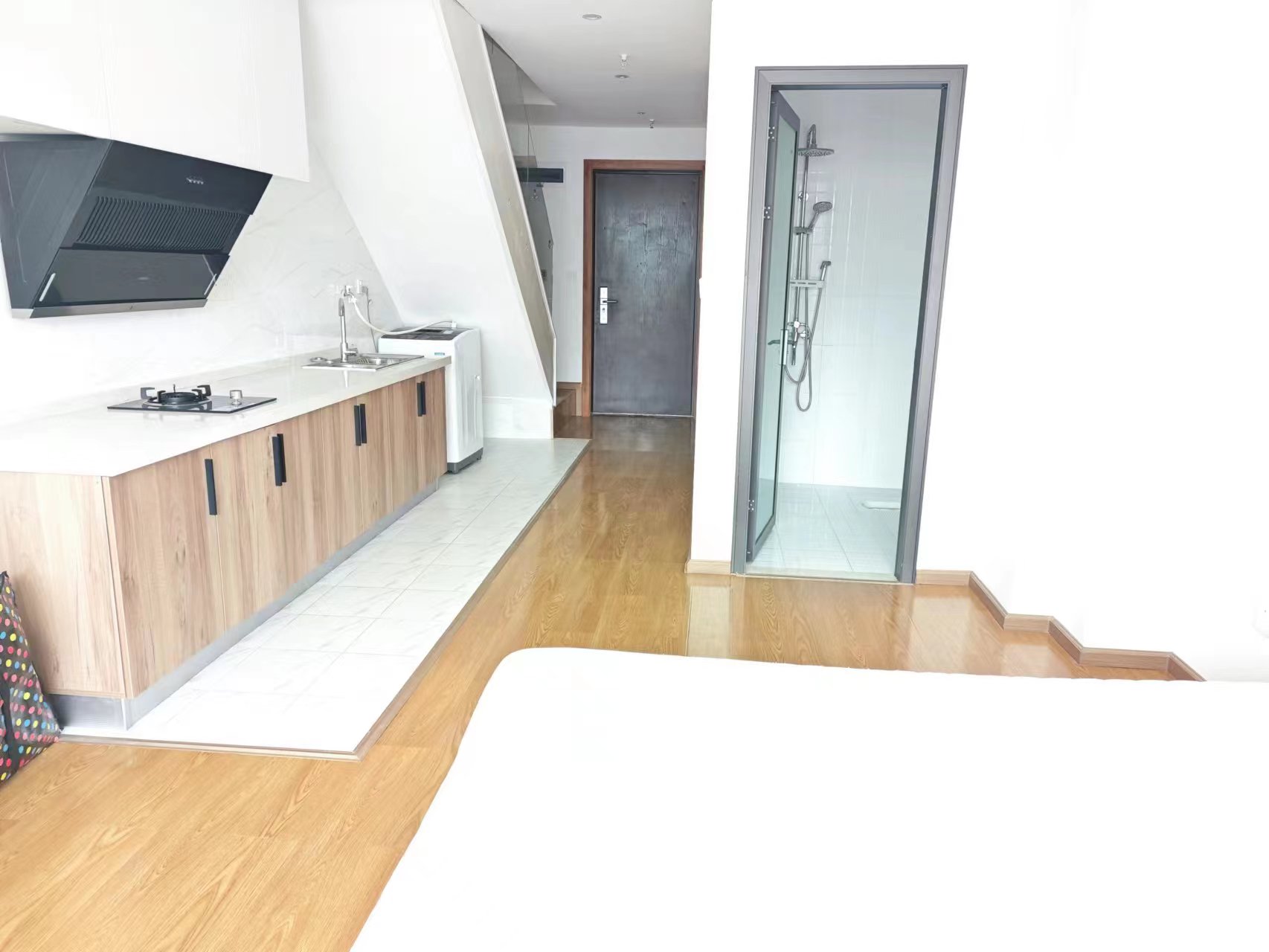 富力新天地一二期 2室1厅1卫 2800.00元/月 富力新天地一二期 2室1厅1卫 2800.00元/月室内图