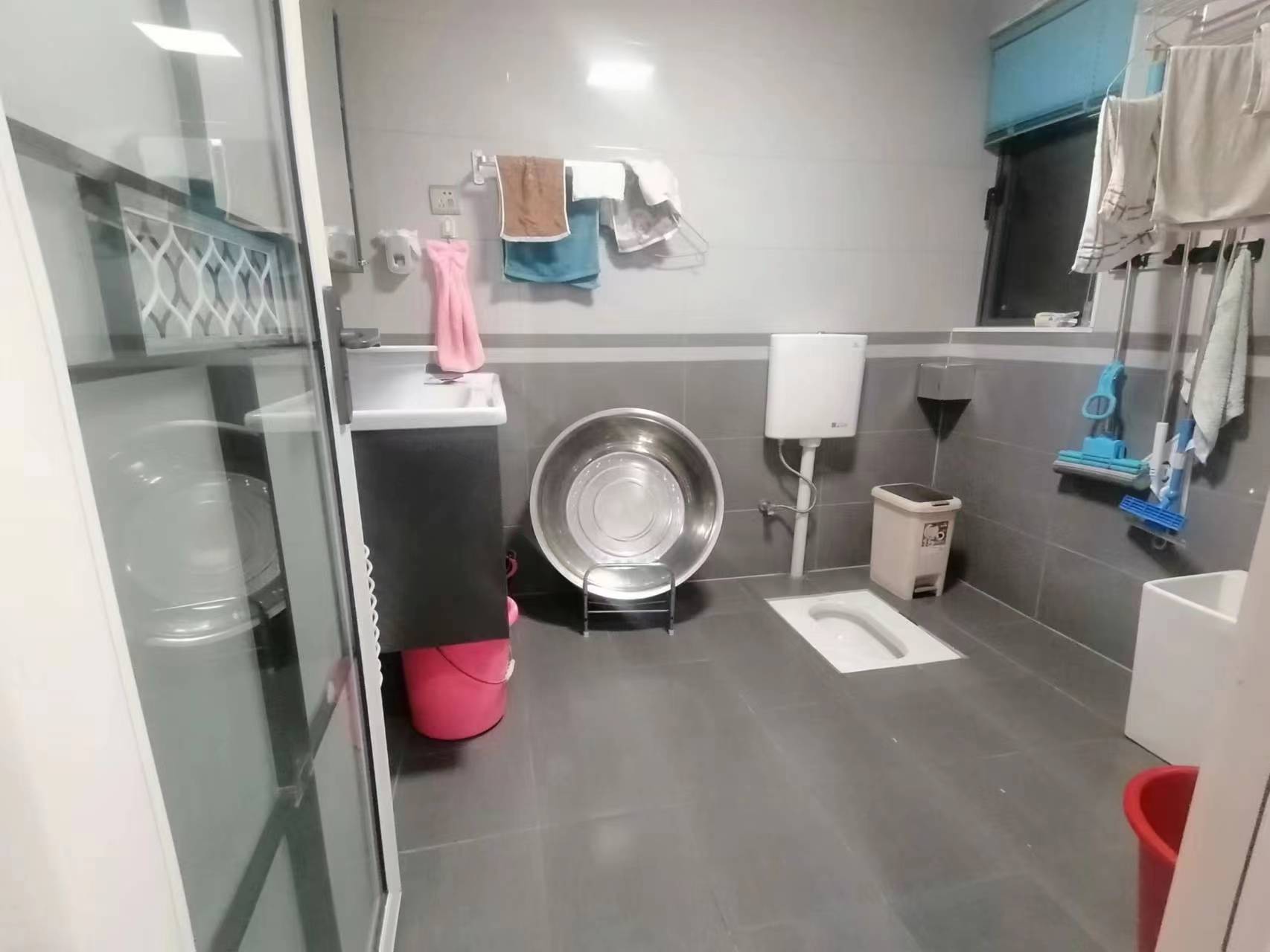 山水豪庭 3室2厅1卫 61.3万 山水豪庭 3室2厅1卫 61.3万室内图