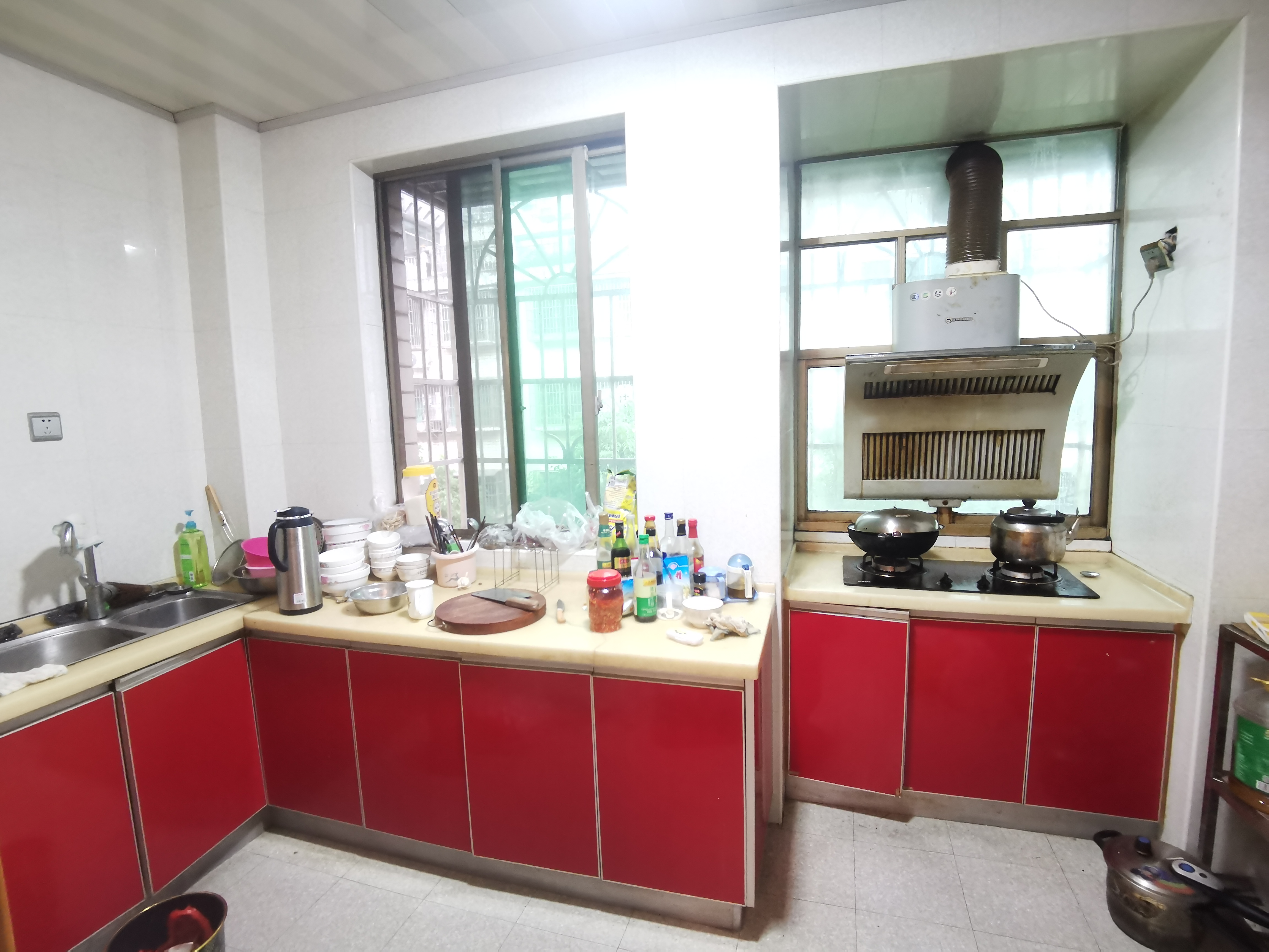 红旗花园 3室2厅2卫 60.00万 红旗花园 3室2厅2卫 60.00万室内图