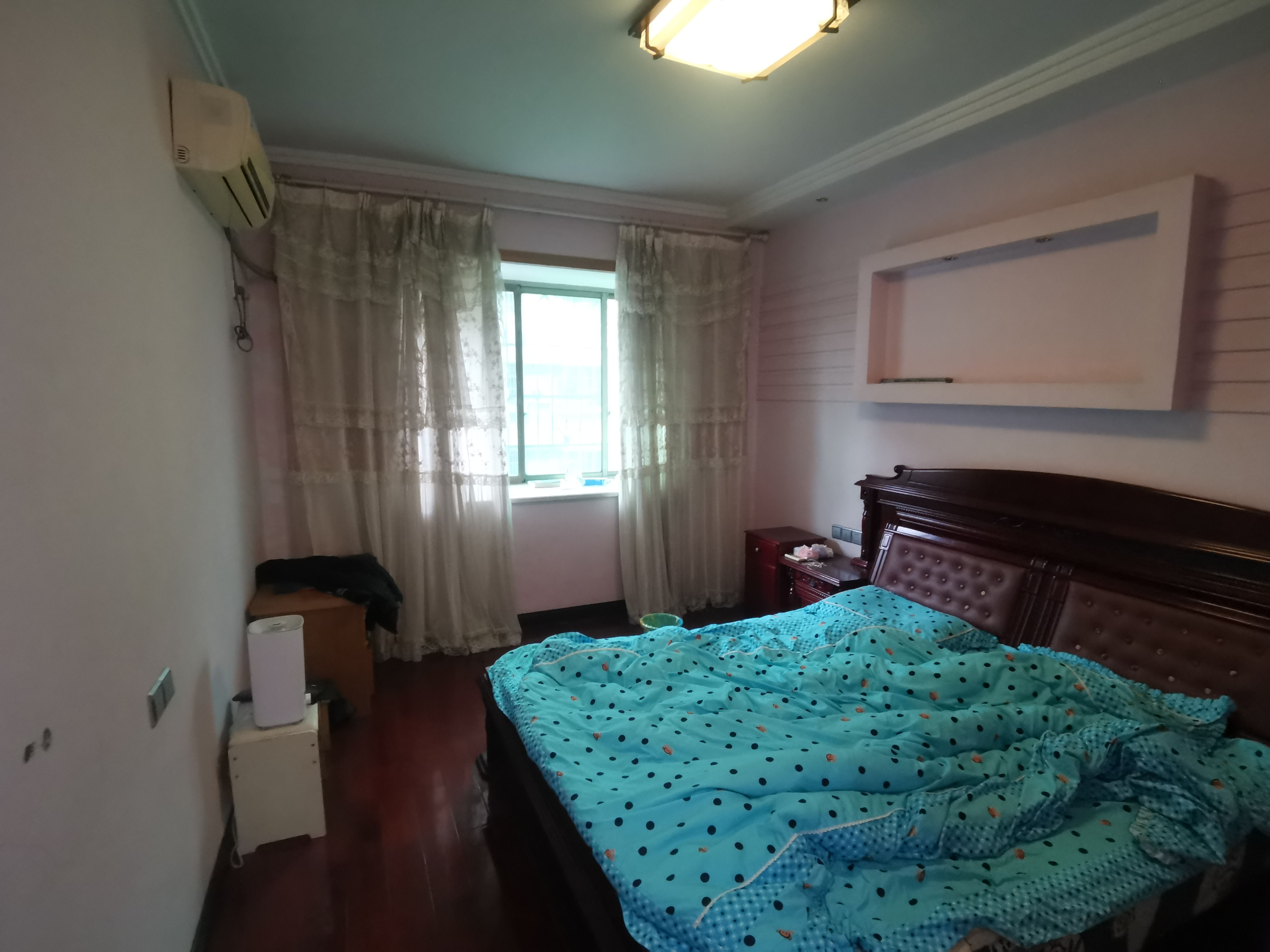 红旗花园 3室2厅2卫 60.00万 红旗花园 3室2厅2卫 60.00万室内图