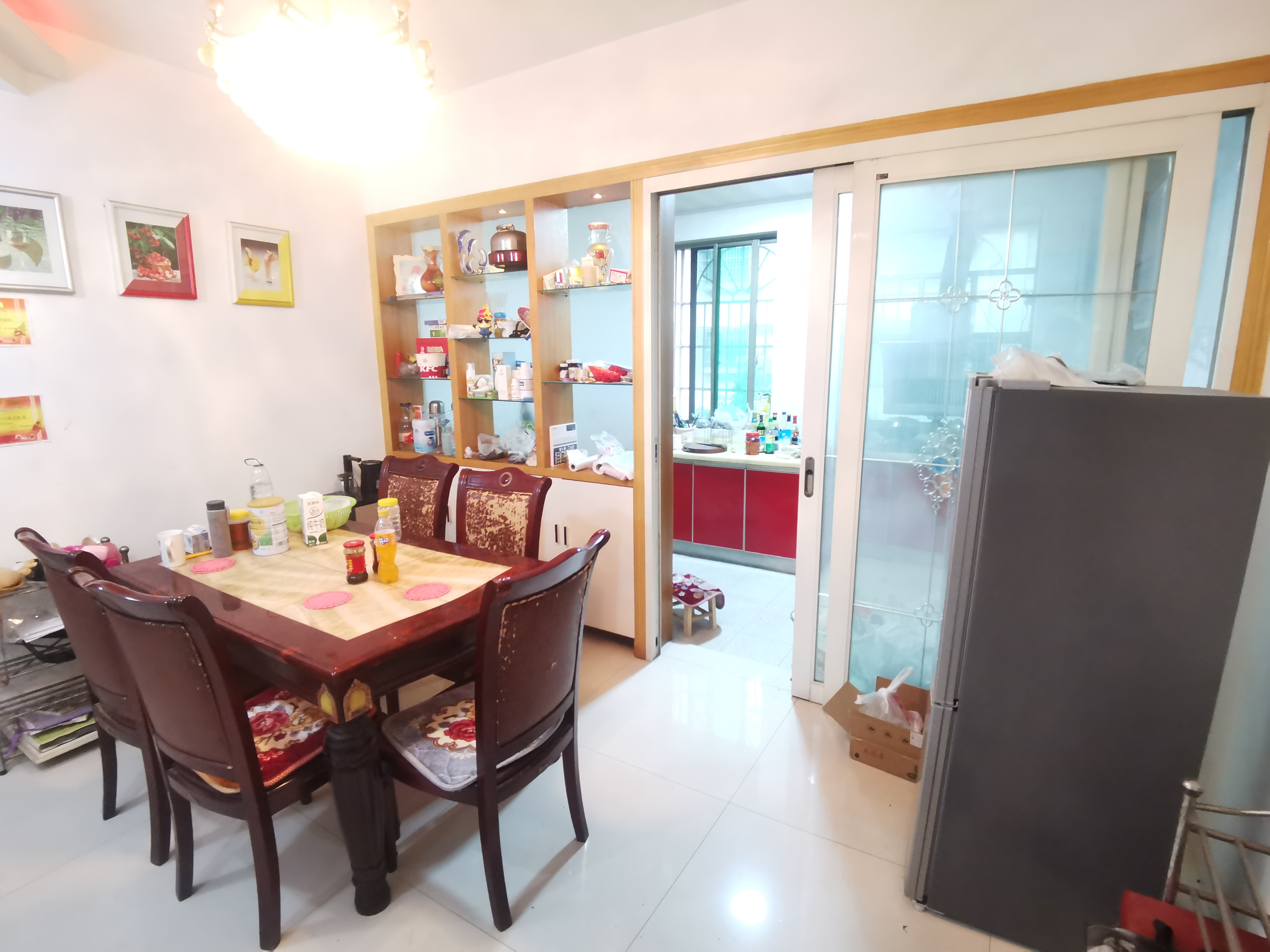 红旗花园 3室2厅2卫 60.00万 红旗花园 3室2厅2卫 60.00万室内图