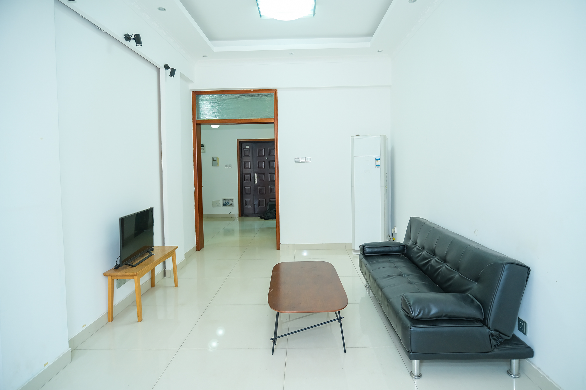 红树湾 2室1厅1卫 55.00万 红树湾 2室1厅1卫 55.00万客厅