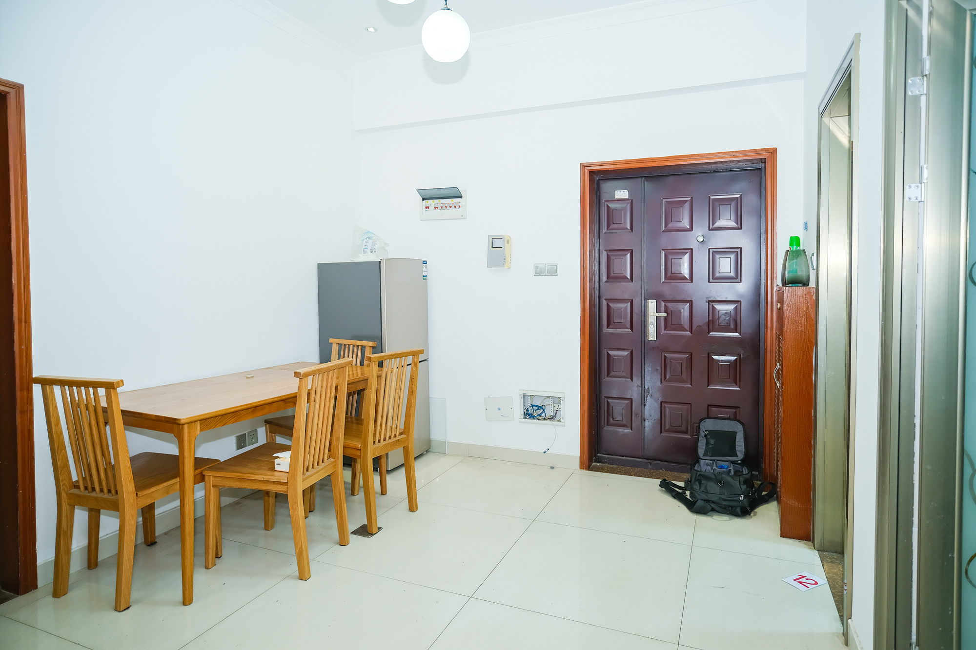 红树湾 2室1厅1卫 55.00万 红树湾 2室1厅1卫 55.00万客厅