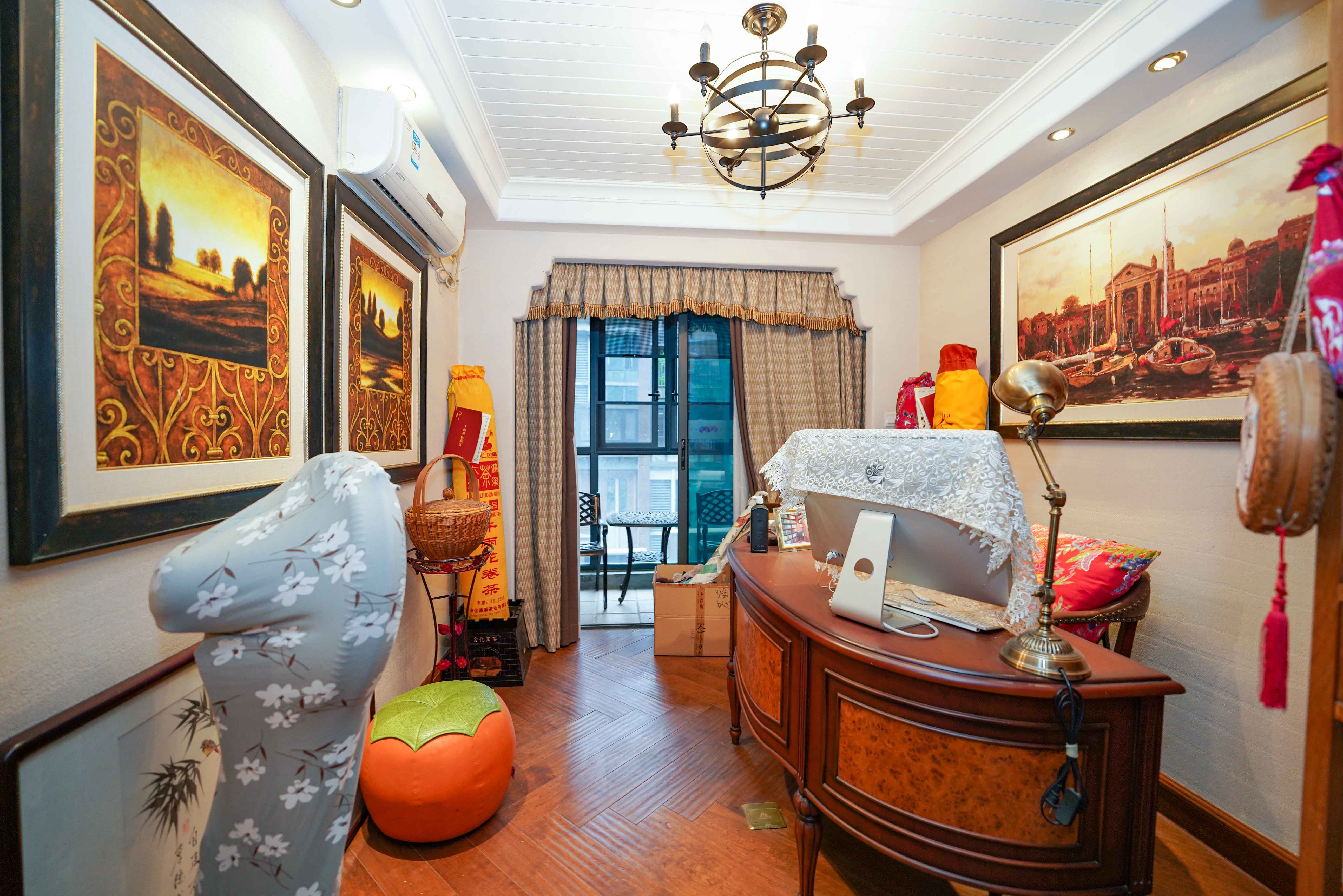 海伦堡爱ME城市 5室2厅3卫 238.00万 海伦堡爱ME城市 5室2厅3卫 238.00万卧室